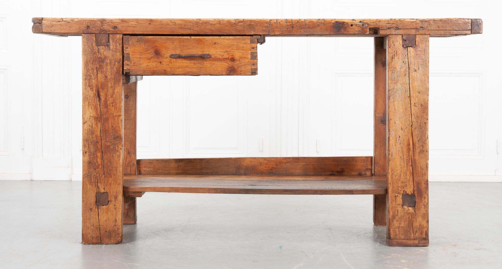 French 19th Century Pine Artisans Workbench For Sale at 1stDibs