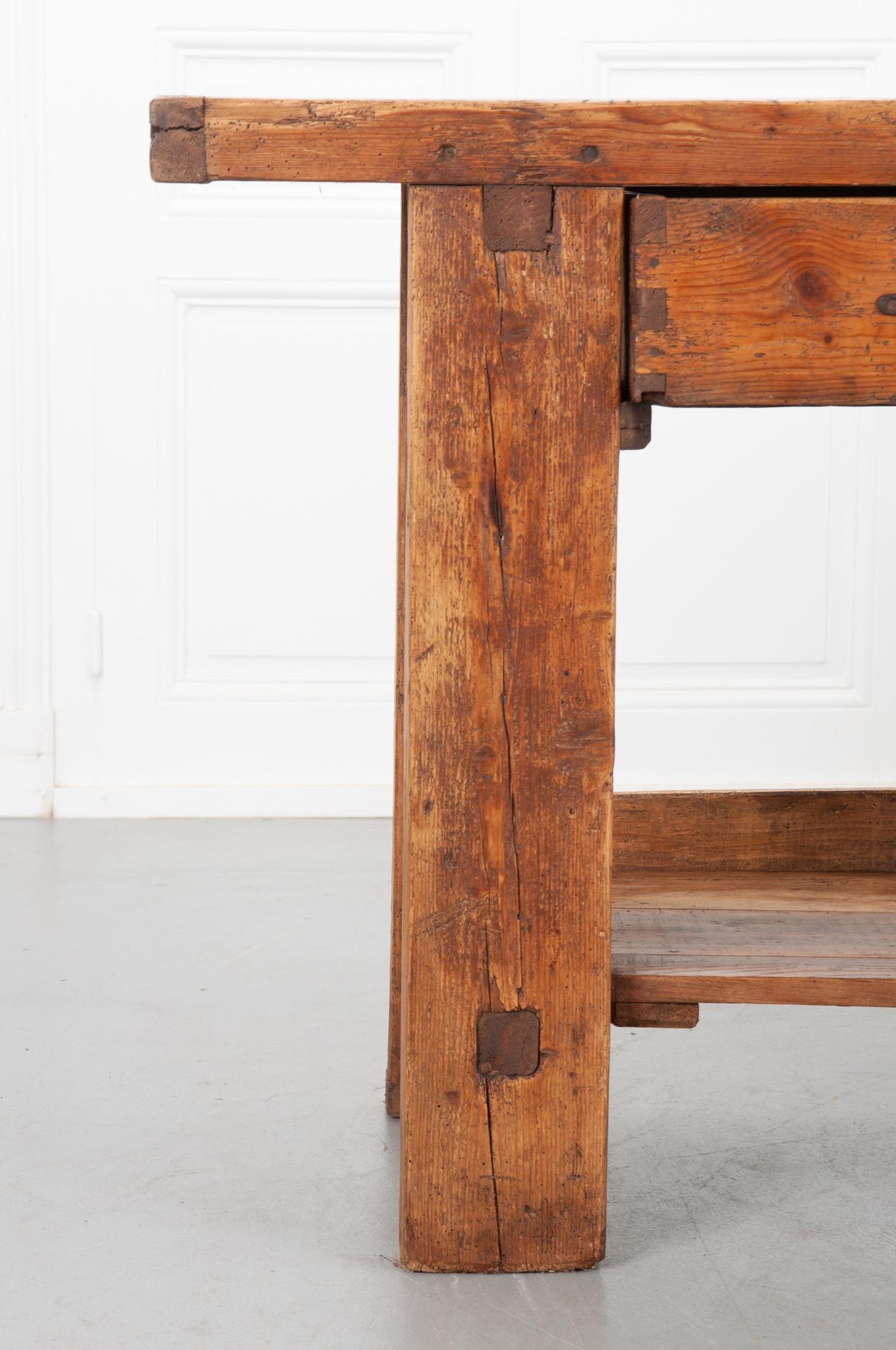 French 19th Century Pine Artisans Workbench For Sale at 1stDibs