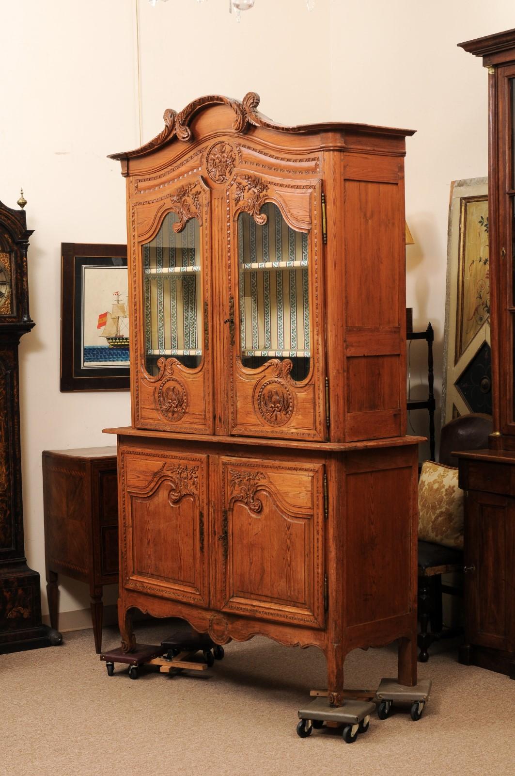 French 19th Century Pine Buffet Deux Corps with Glazed Cabinet Doors For Sale 8