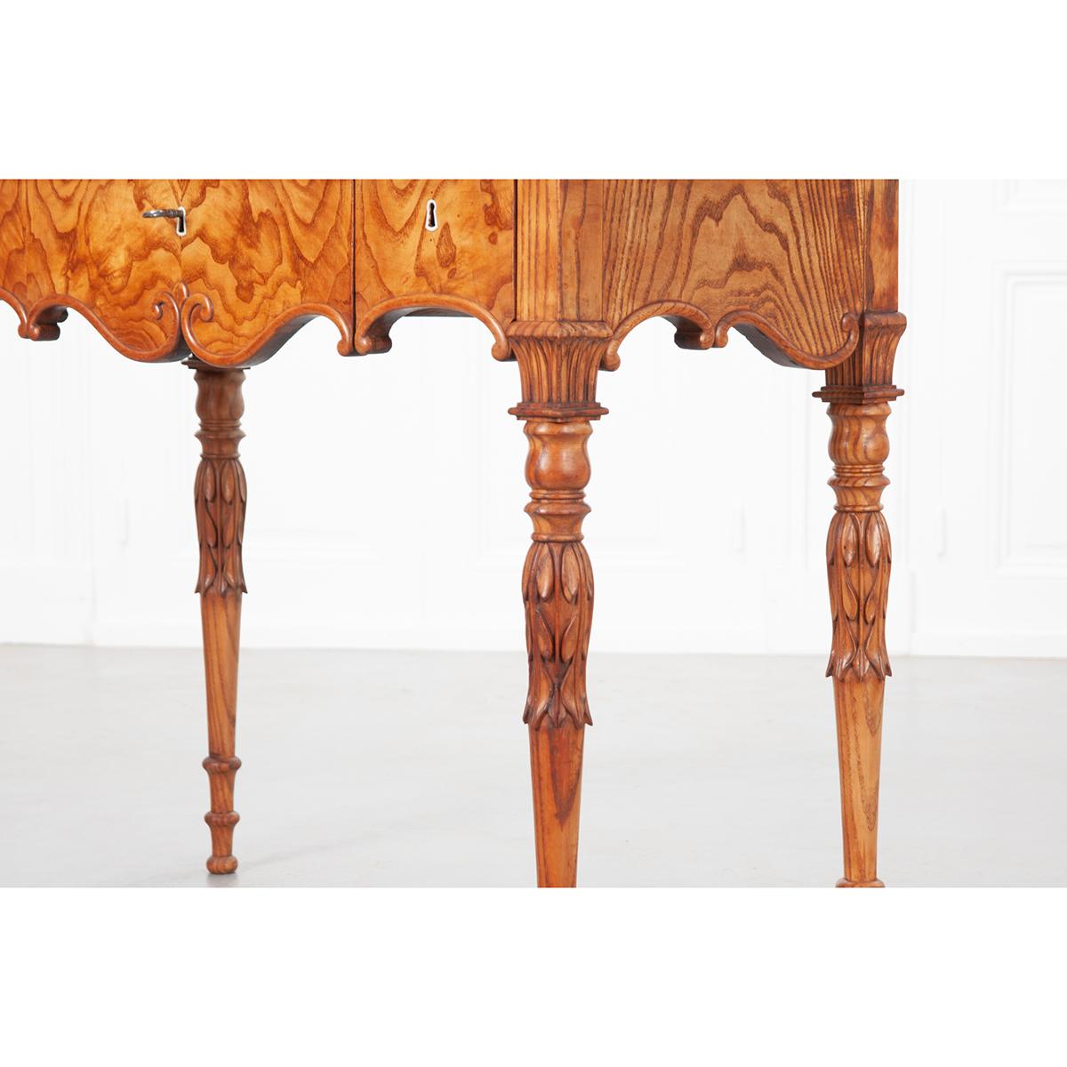 French 19th Century Pine Dressing Table 7