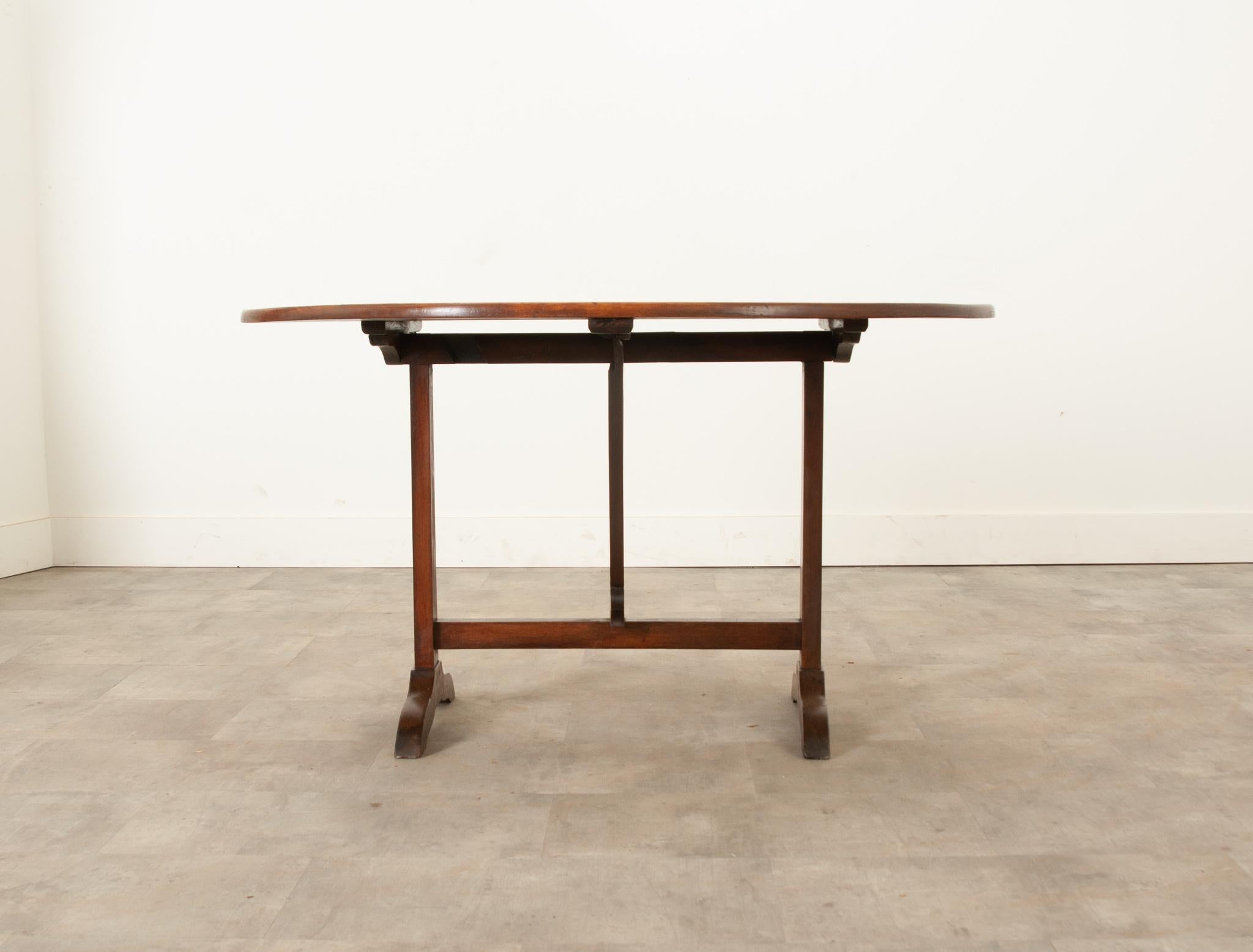 Metal French, 19th Century, Pine Vendange Table For Sale