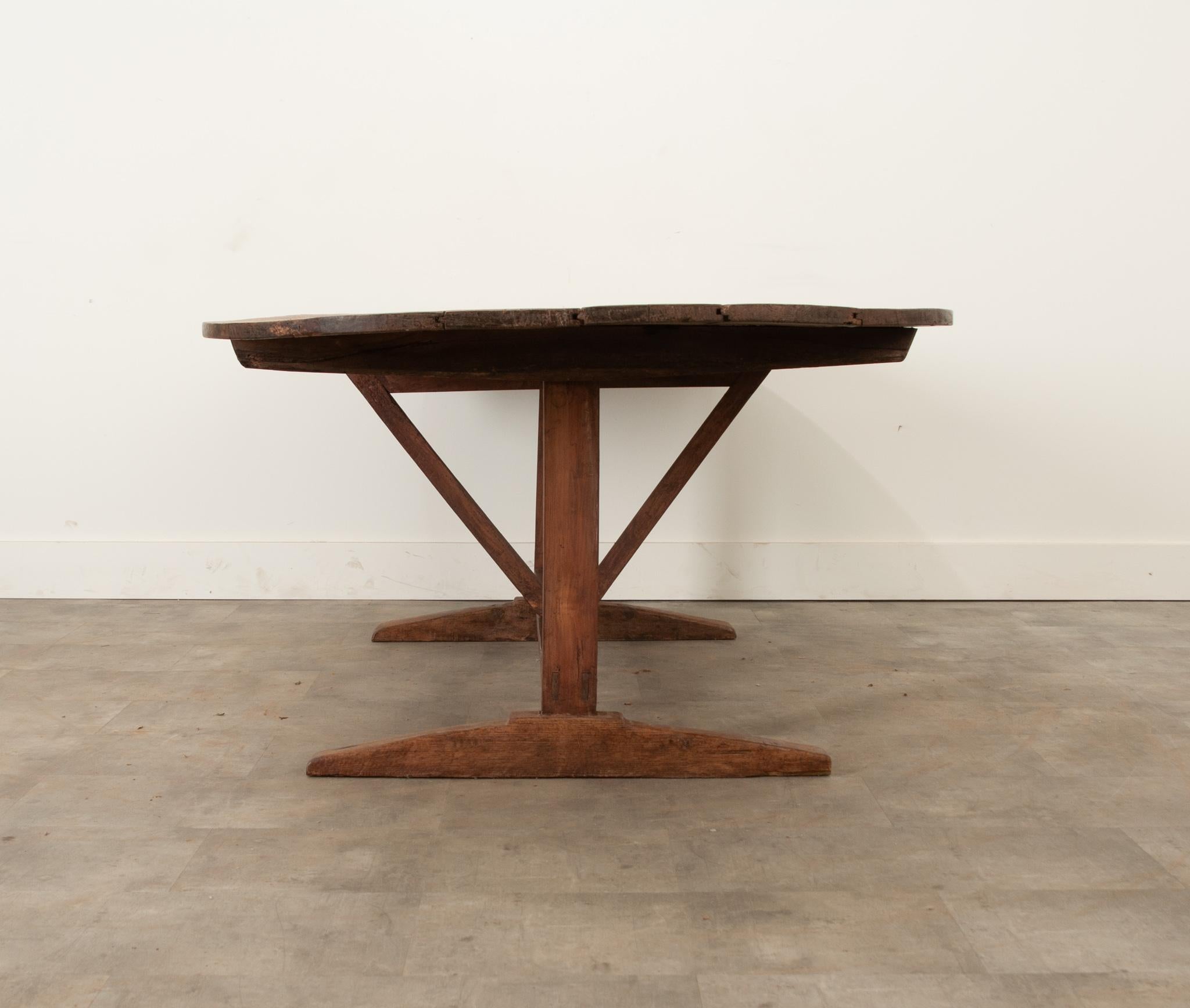 French 19th Century Pine Vendange Table For Sale 2