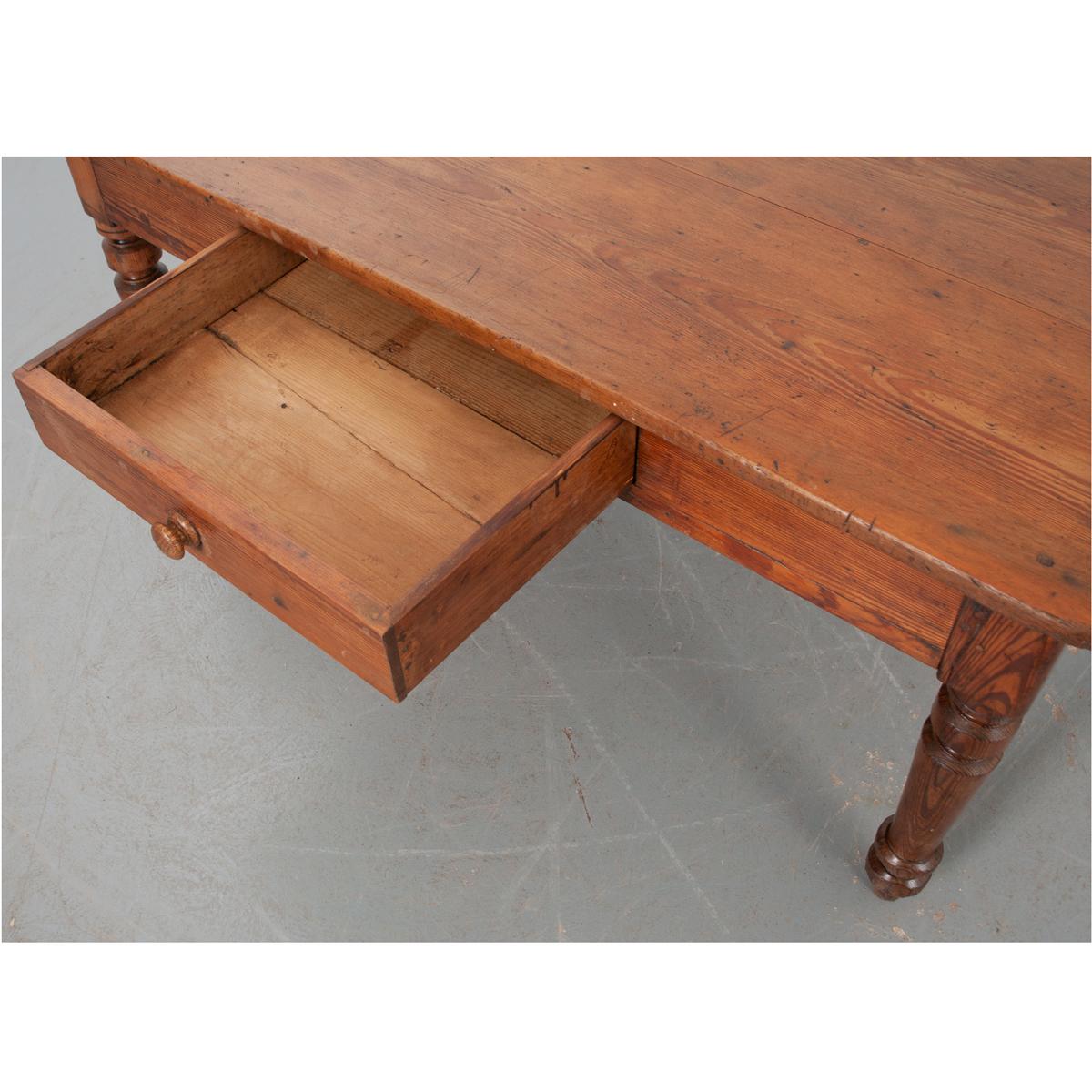 French 19th Century Pitch Pine Coffee Table In Good Condition In Baton Rouge, LA