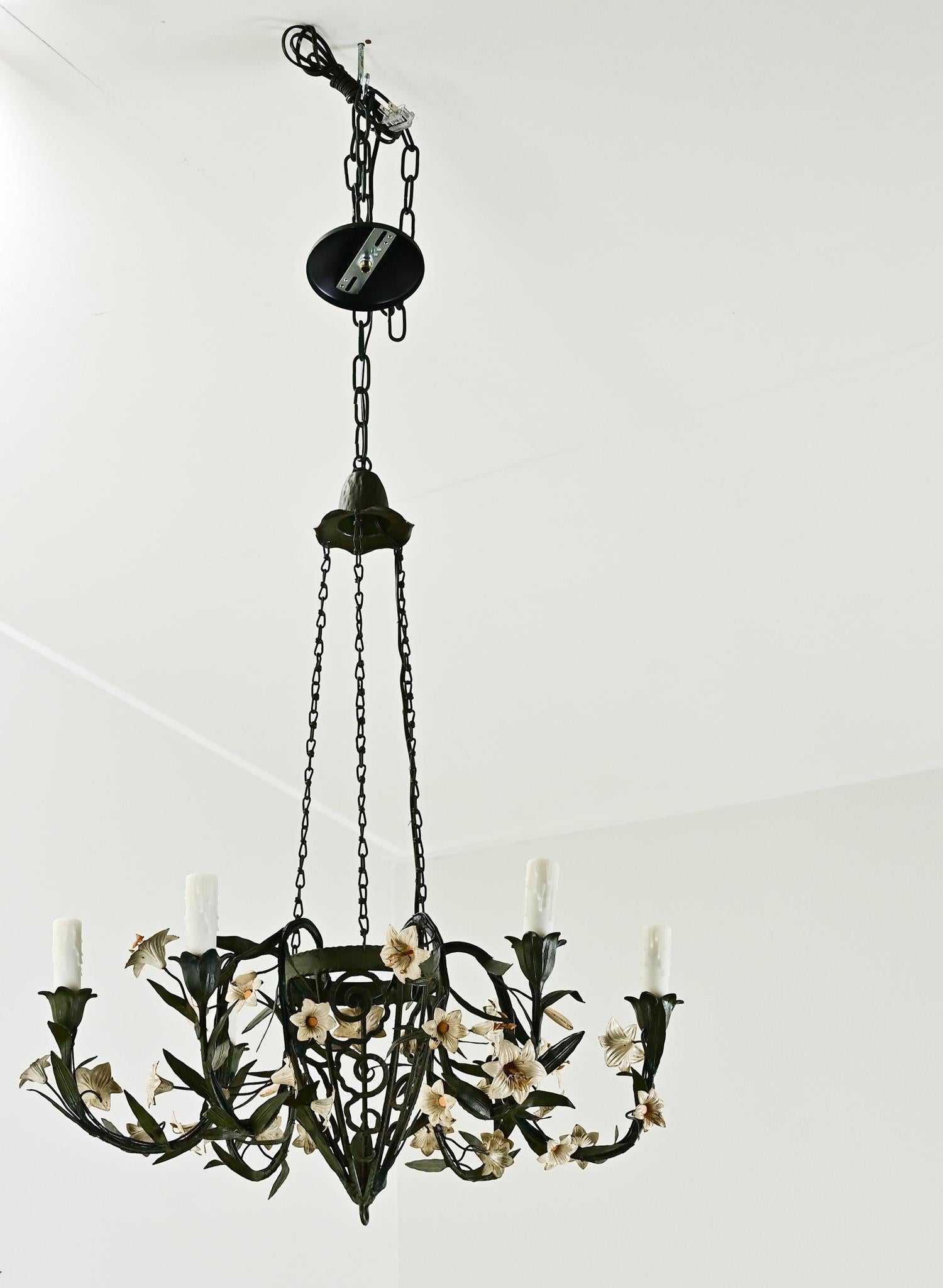 French 19th Century Polychrome Iron Chandelier 9
