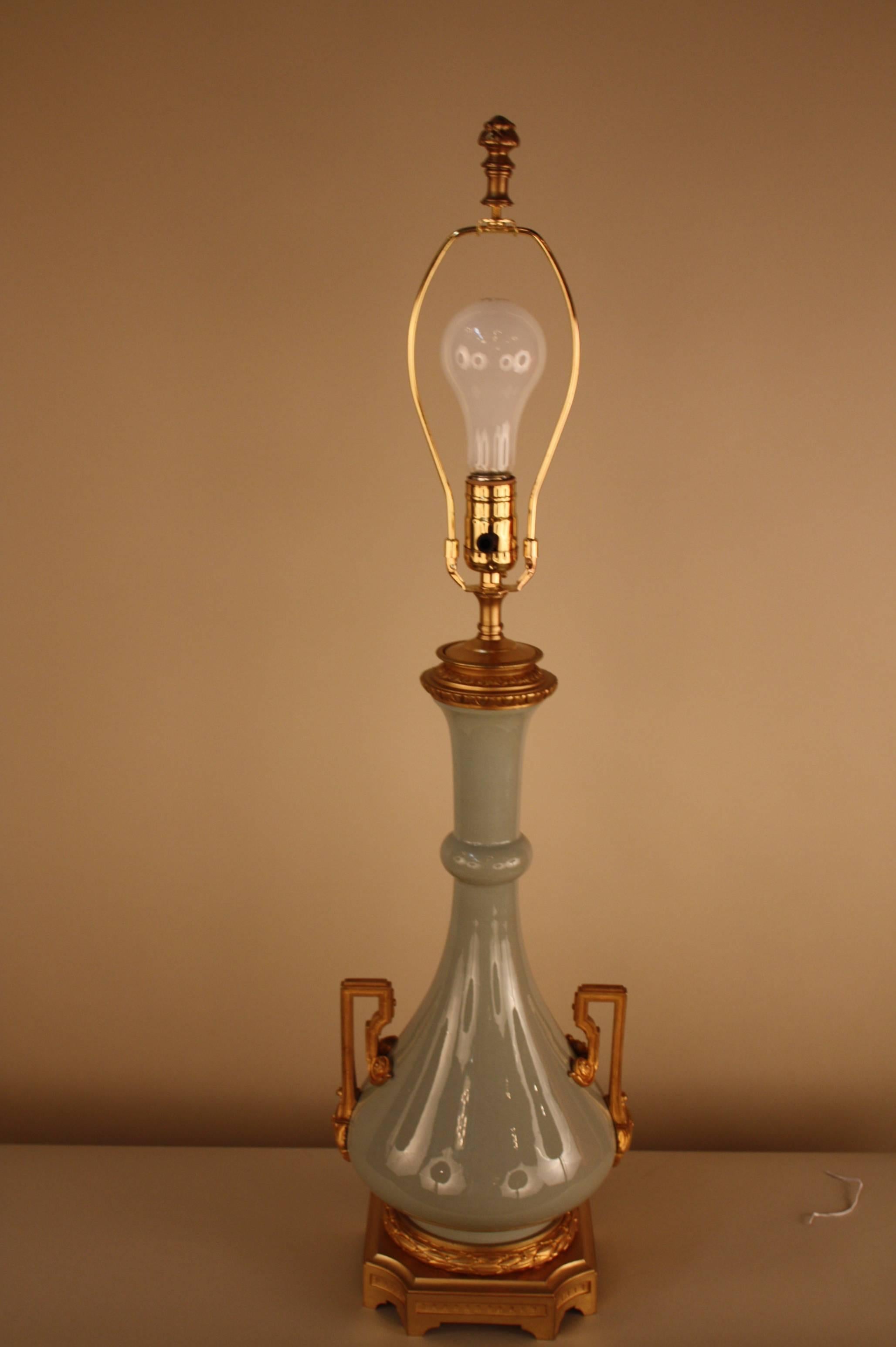 French 19th Century Porcelain and Bronze Electrified Oil Lamp by Gagneau & Co 2