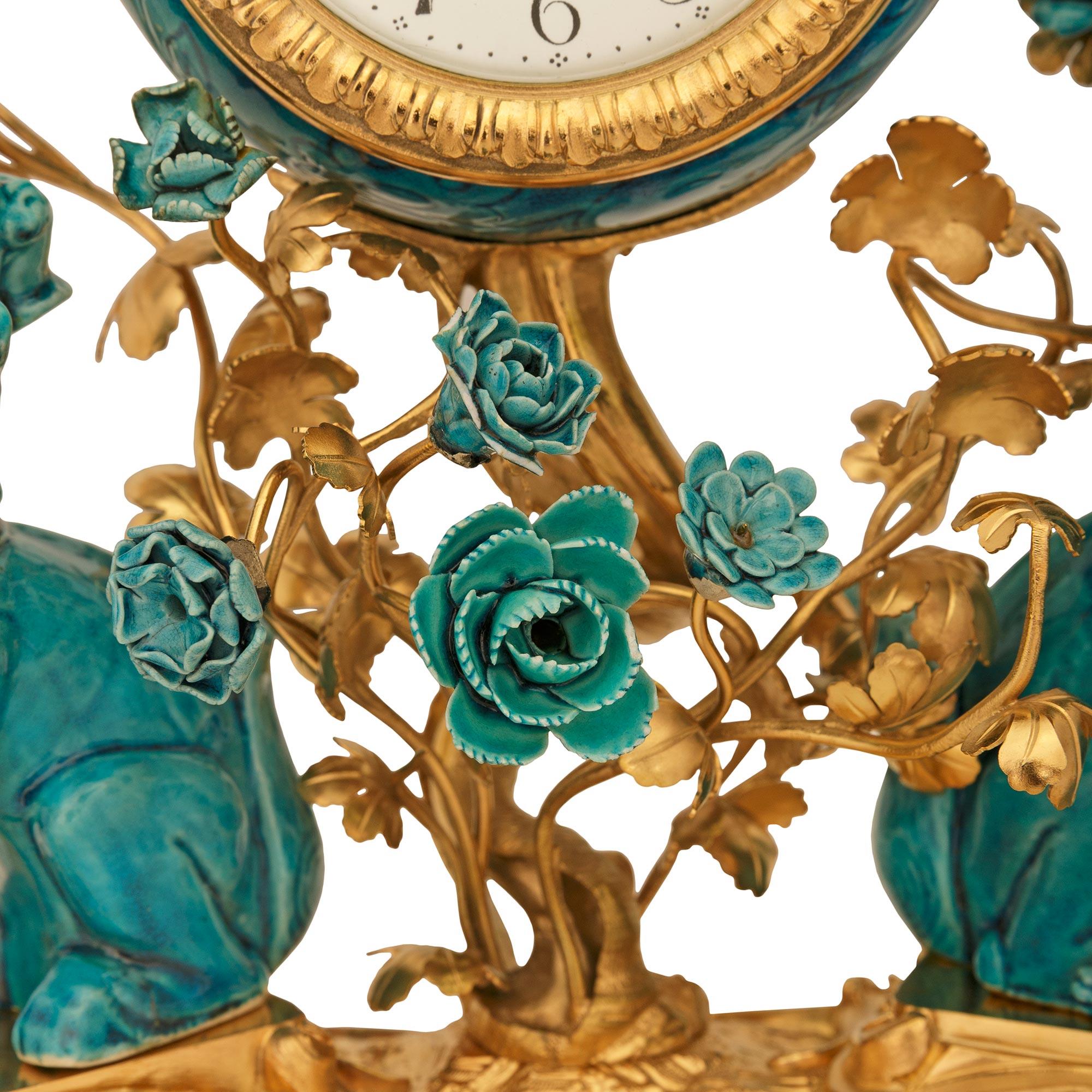 French 19th century Porcelain and Ormolu garniture set, stamped S.F.R.A. in vendita 6