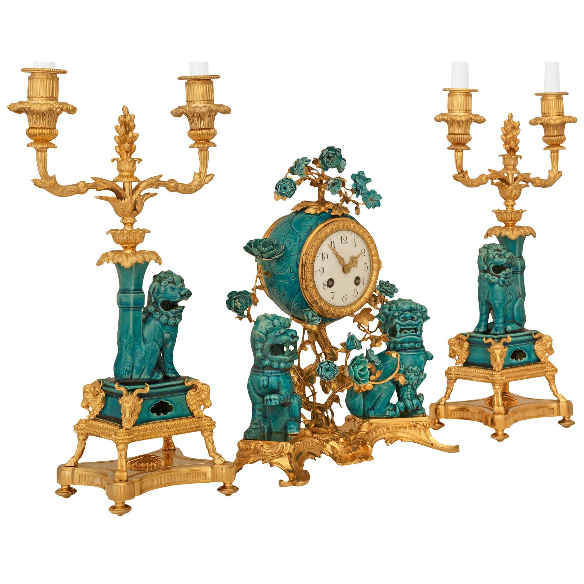 Francese French 19th century Porcelain and Ormolu garniture set, stamped S.F.R.A. in vendita