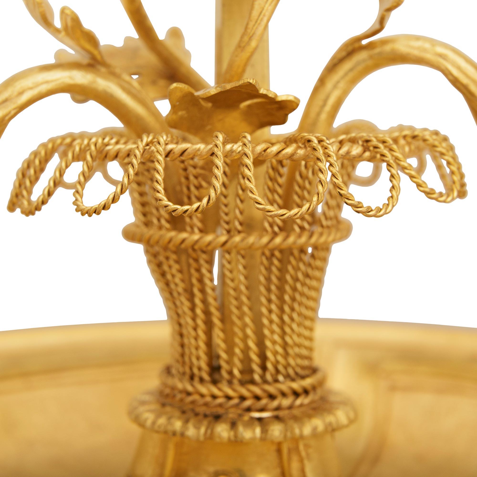 Lámpara Bouillotte francesa del siglo XIX de porcelana, metal dorado y ormolu en venta 1