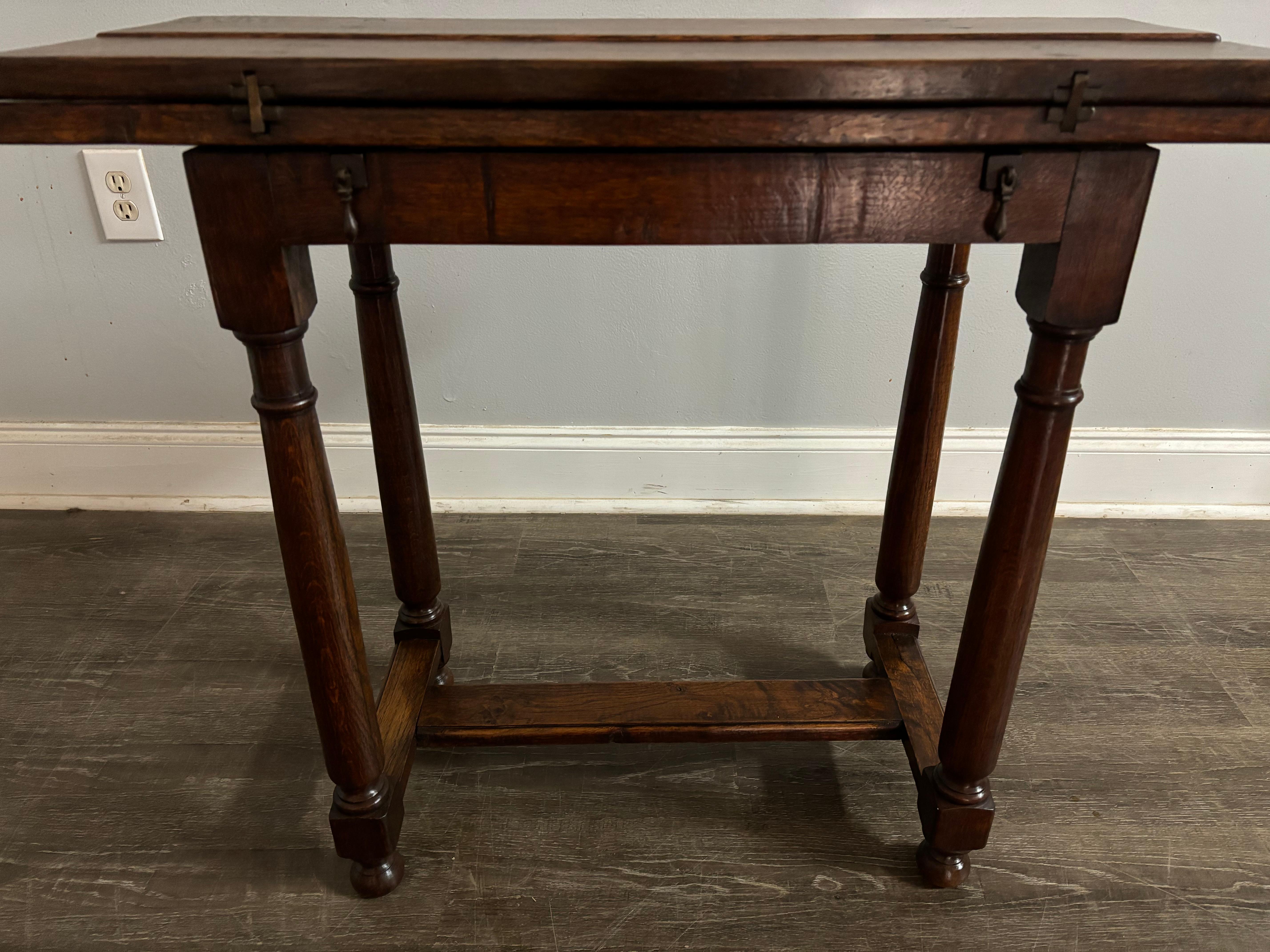 French 19th Century Portefeuille Table For Sale 2
