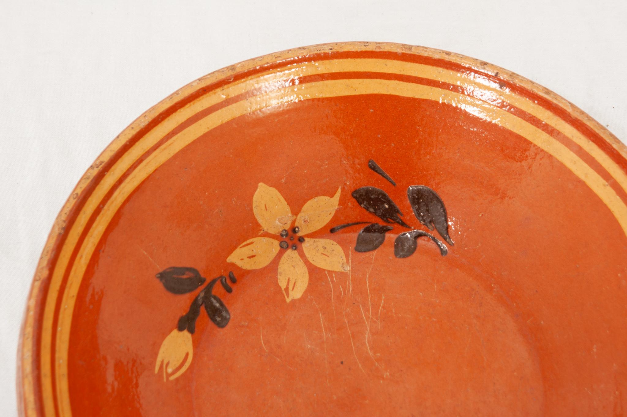 Rustique Bol en poterie française du 19e siècle en vente