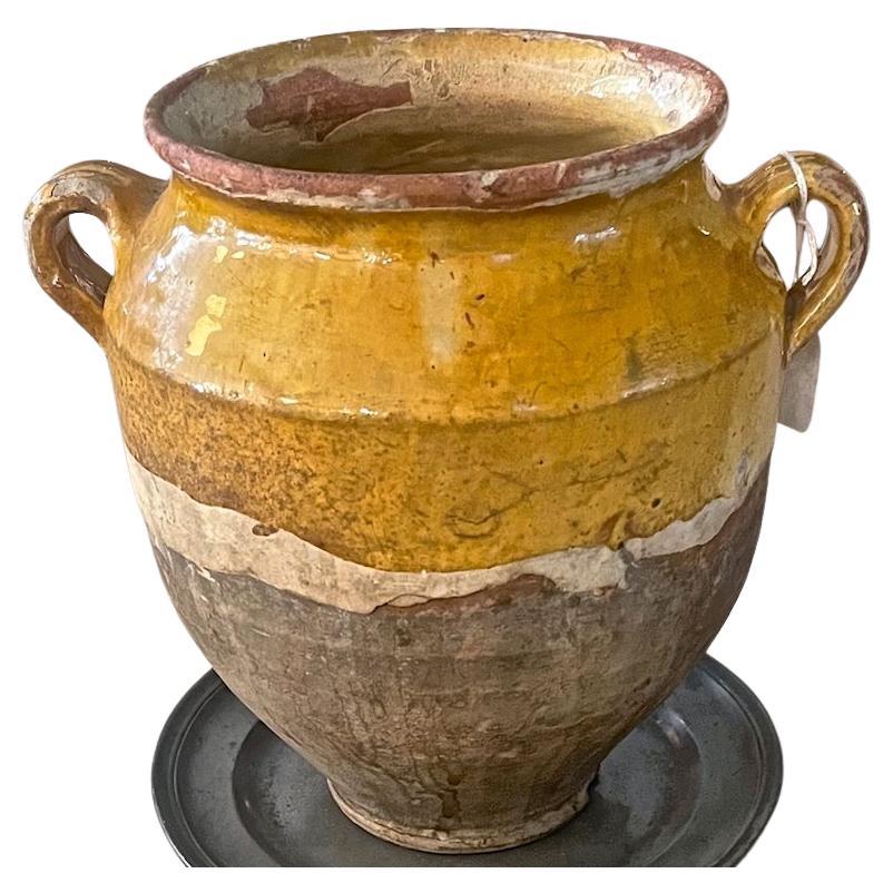 French 19th Century Provençal Half Glazed Terracotta Confit Pot For Sale 3