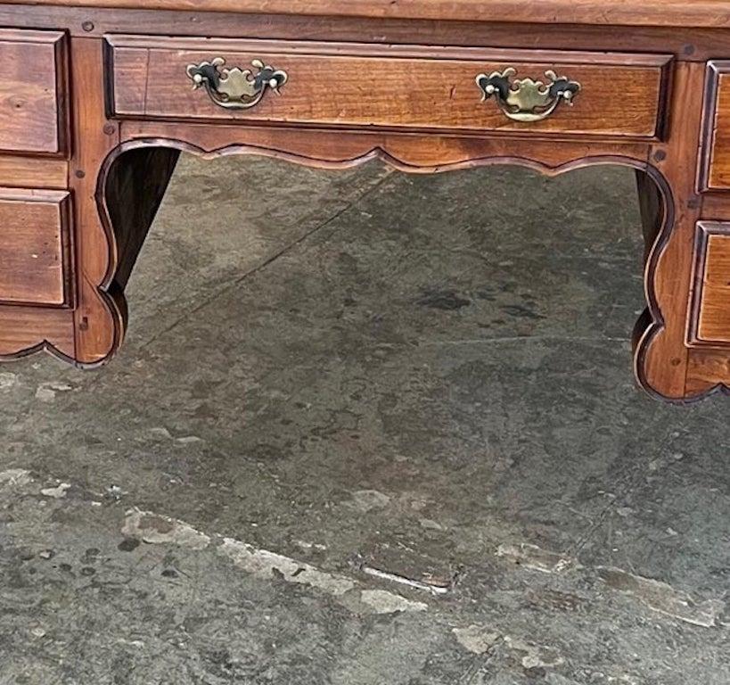 French 19th Century Provençal Hand-Carved Walnut Knee Hole Desk with 5 Drawers For Sale 8