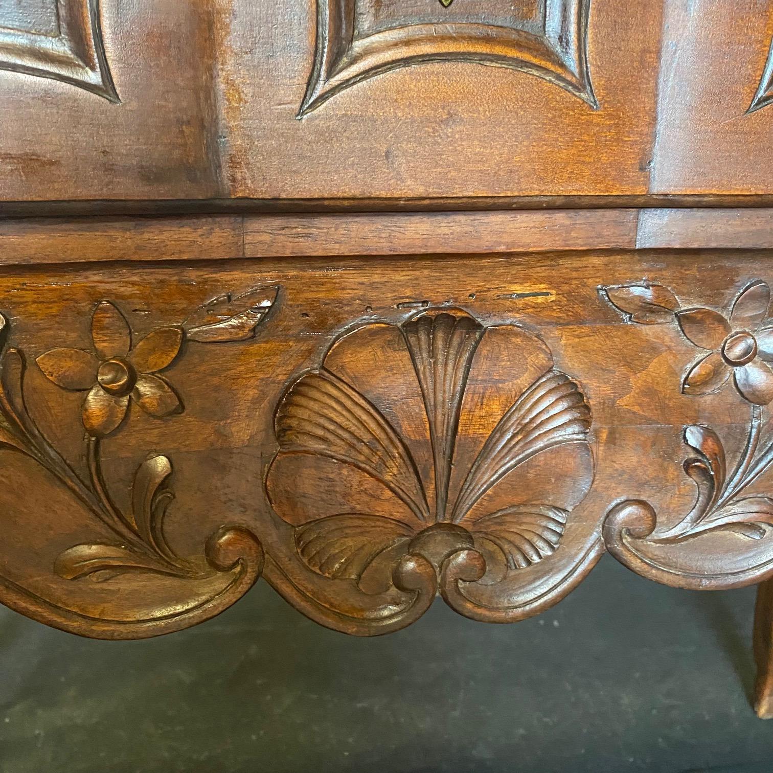 French 19th Century Provincial Carved Walnut Sideboard Buffet For Sale 5