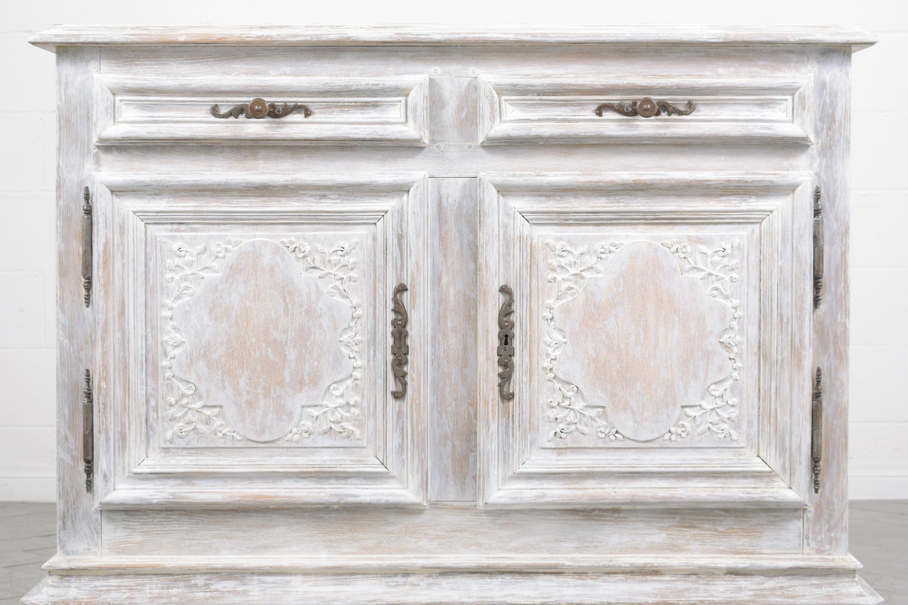 Lacquered Late 19th-Century Jacobean French Oak Buffet with White-Washed Finish For Sale