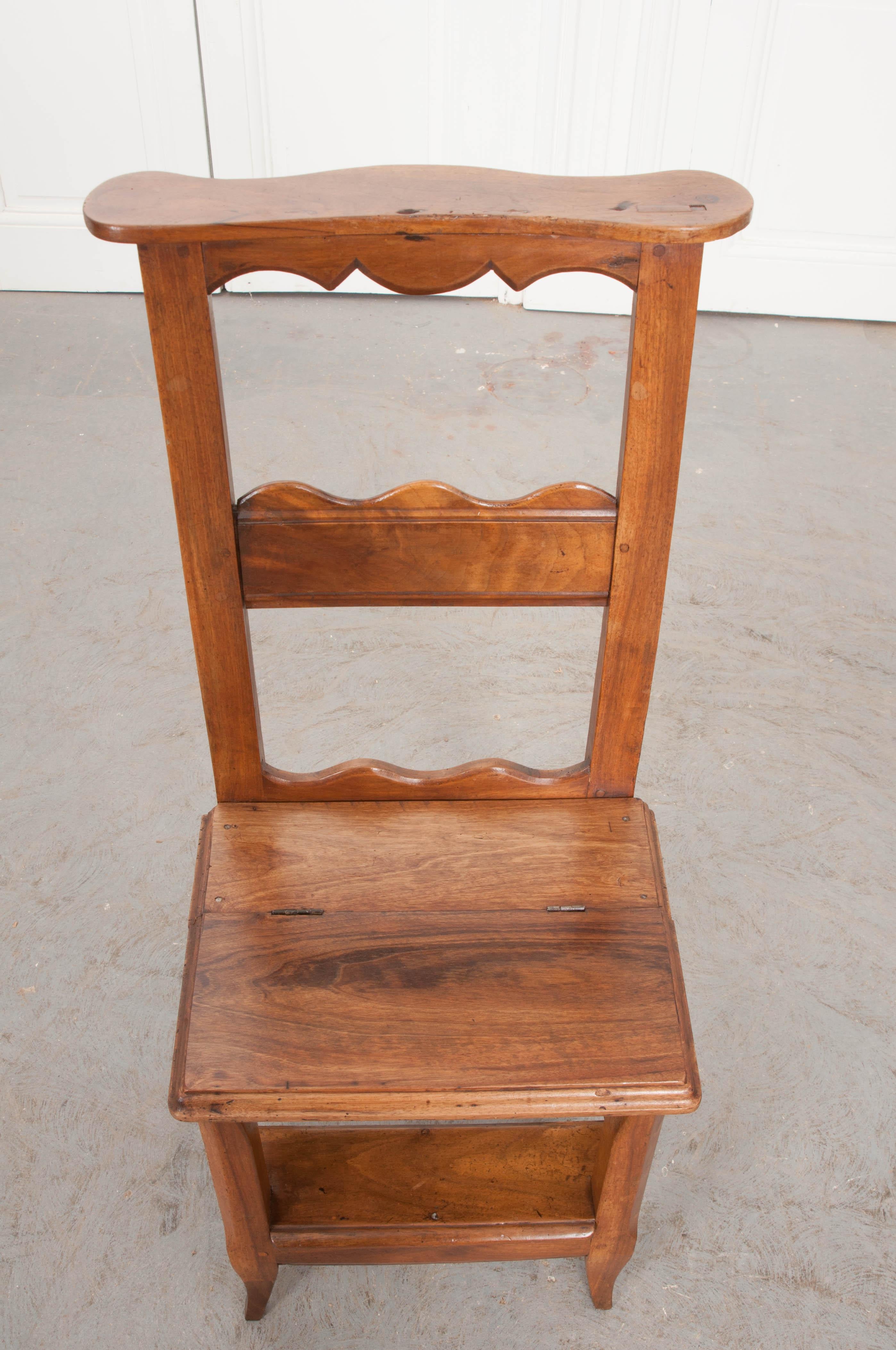 Late 19th Century French 19th Century Provincial Walnut Prie-Dieu