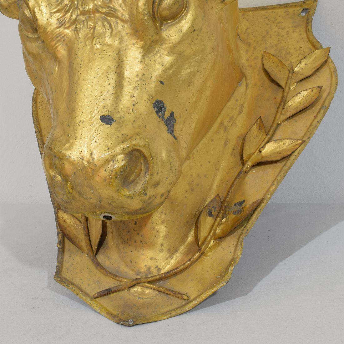 French 19th Century Rare Gilded Zinc Bull's Head Butcher's Sign For Sale 8