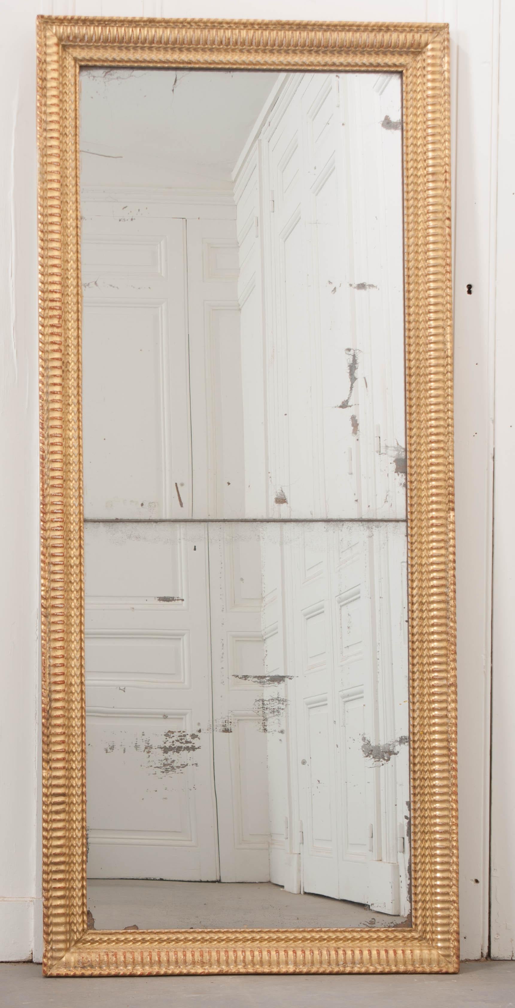 French 19th Century Rectilinear Giltwood Mirror In Good Condition In Baton Rouge, LA