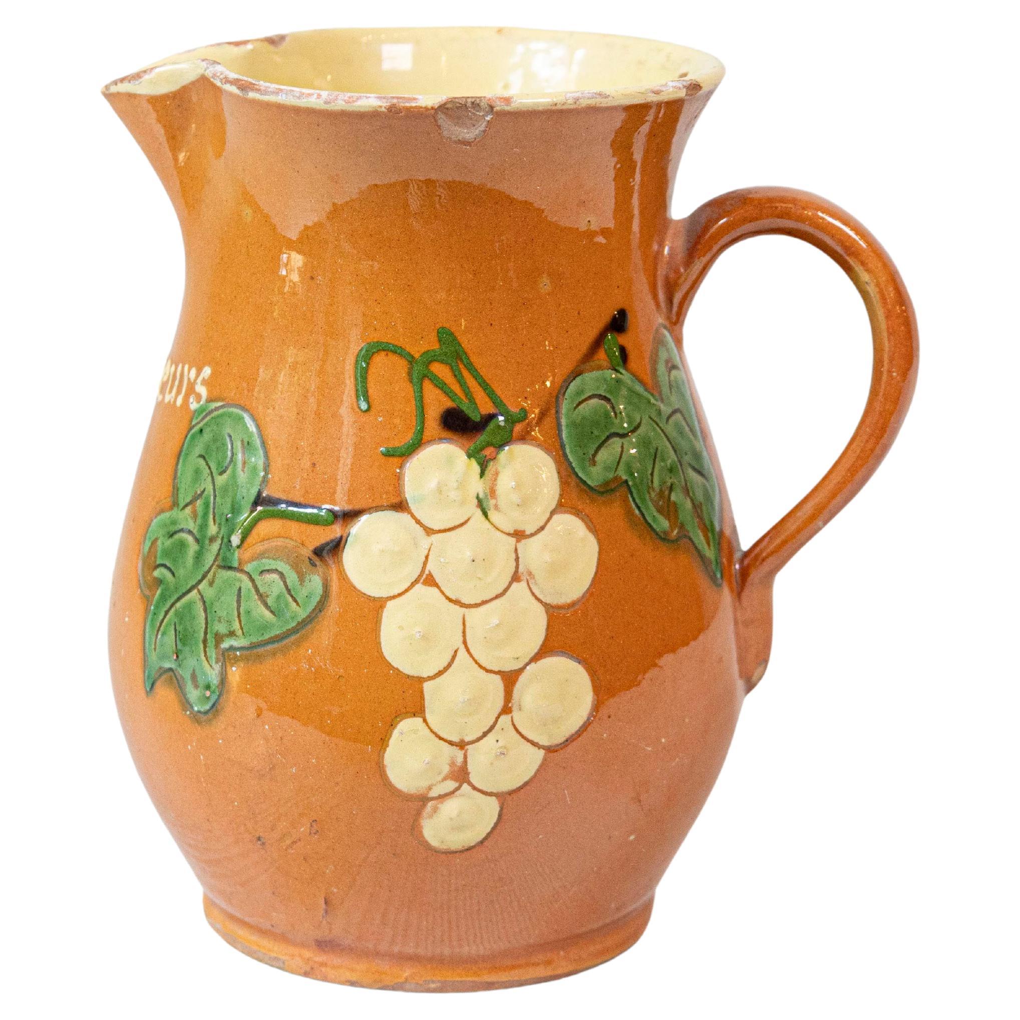 Jarra de vino de loza roja francesa del siglo XIX con vidriado naranja, crema y verde en venta