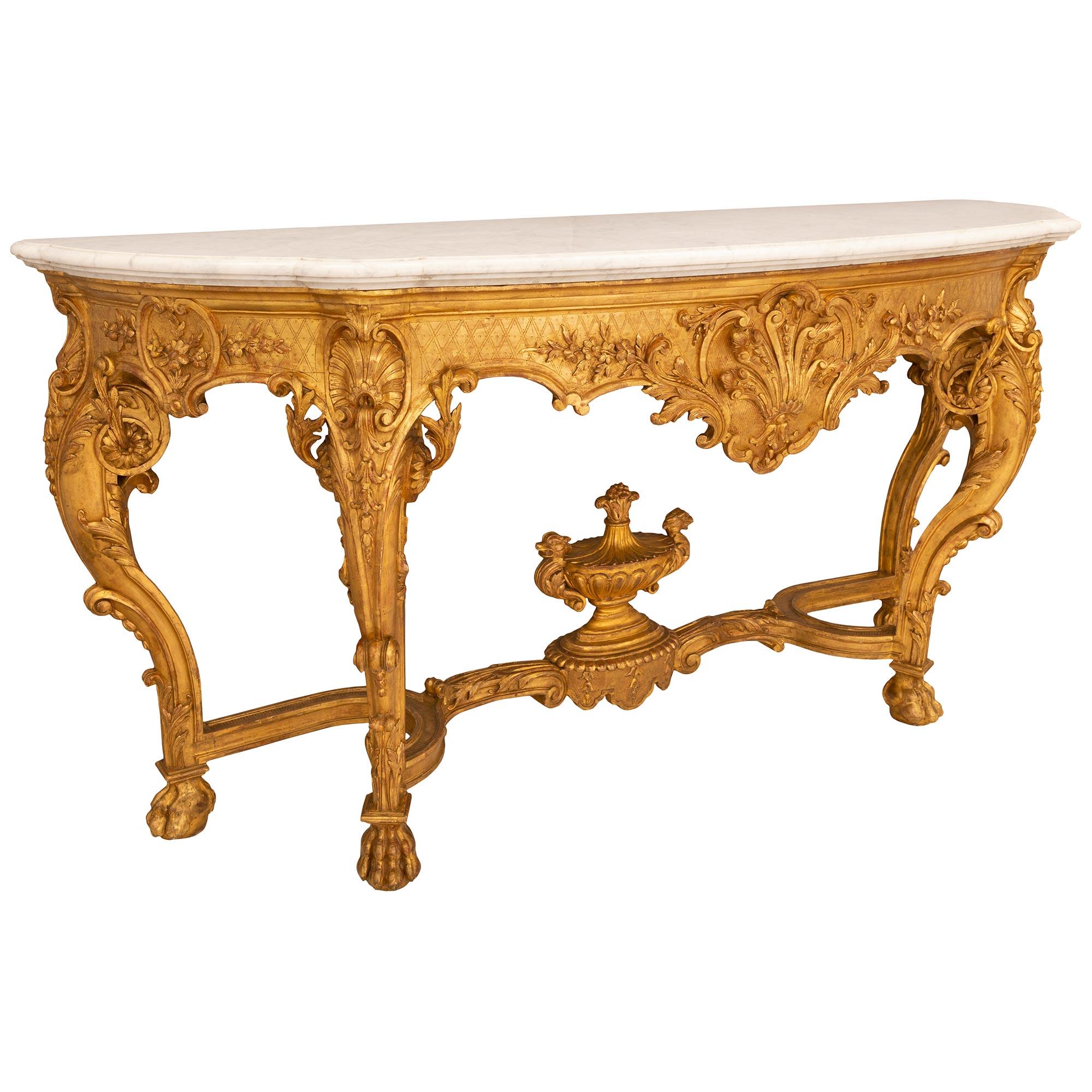 Français Console Régence française du 19ème siècle en bois doré et marbre de Carrare blanc en vente