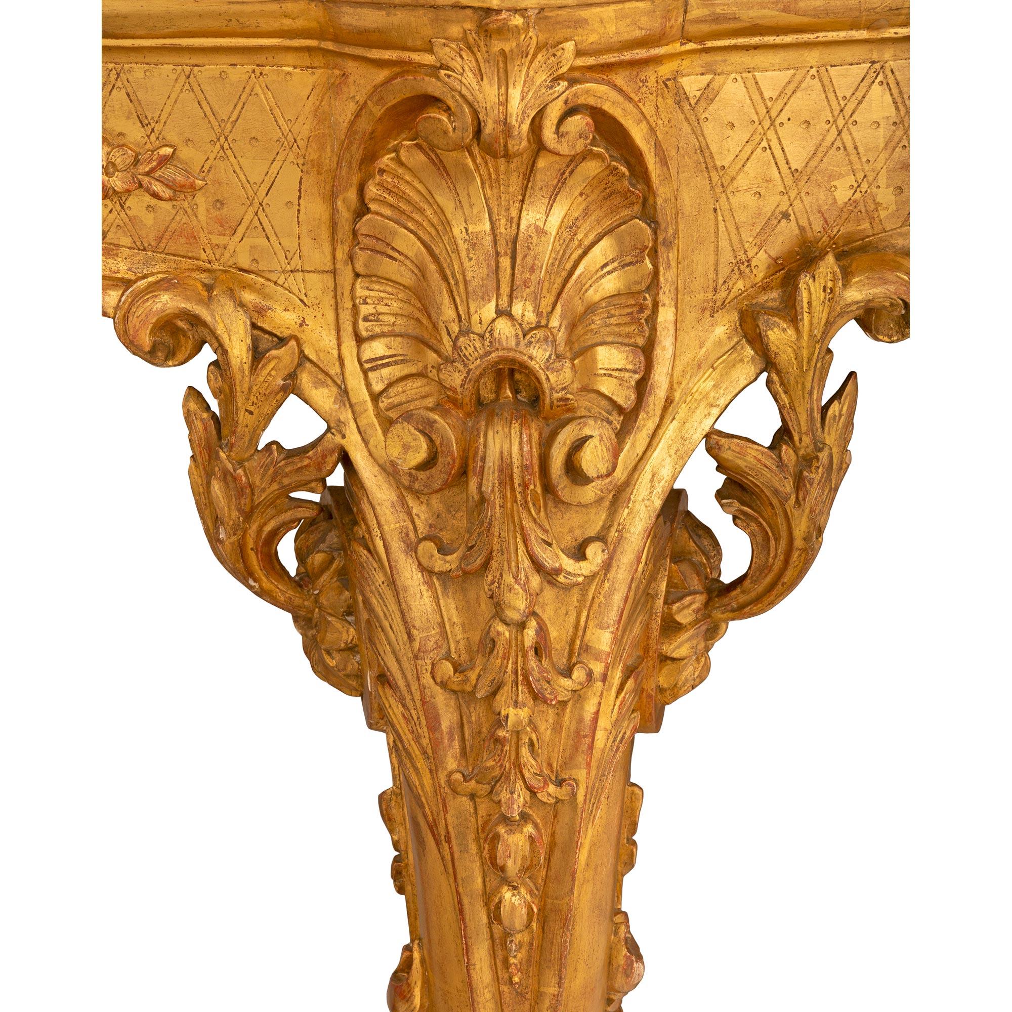 XIXe siècle Console Régence française du 19ème siècle en bois doré et marbre de Carrare blanc en vente