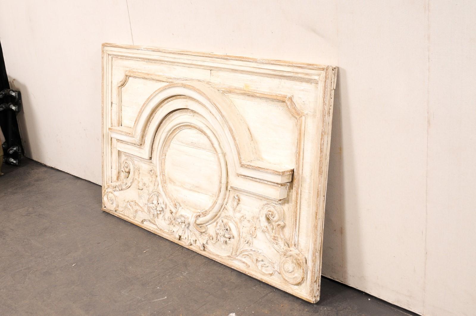 Panel decorativo de pared francés del siglo XIX tallado en relieve, 1,5 m de ancho en venta 2
