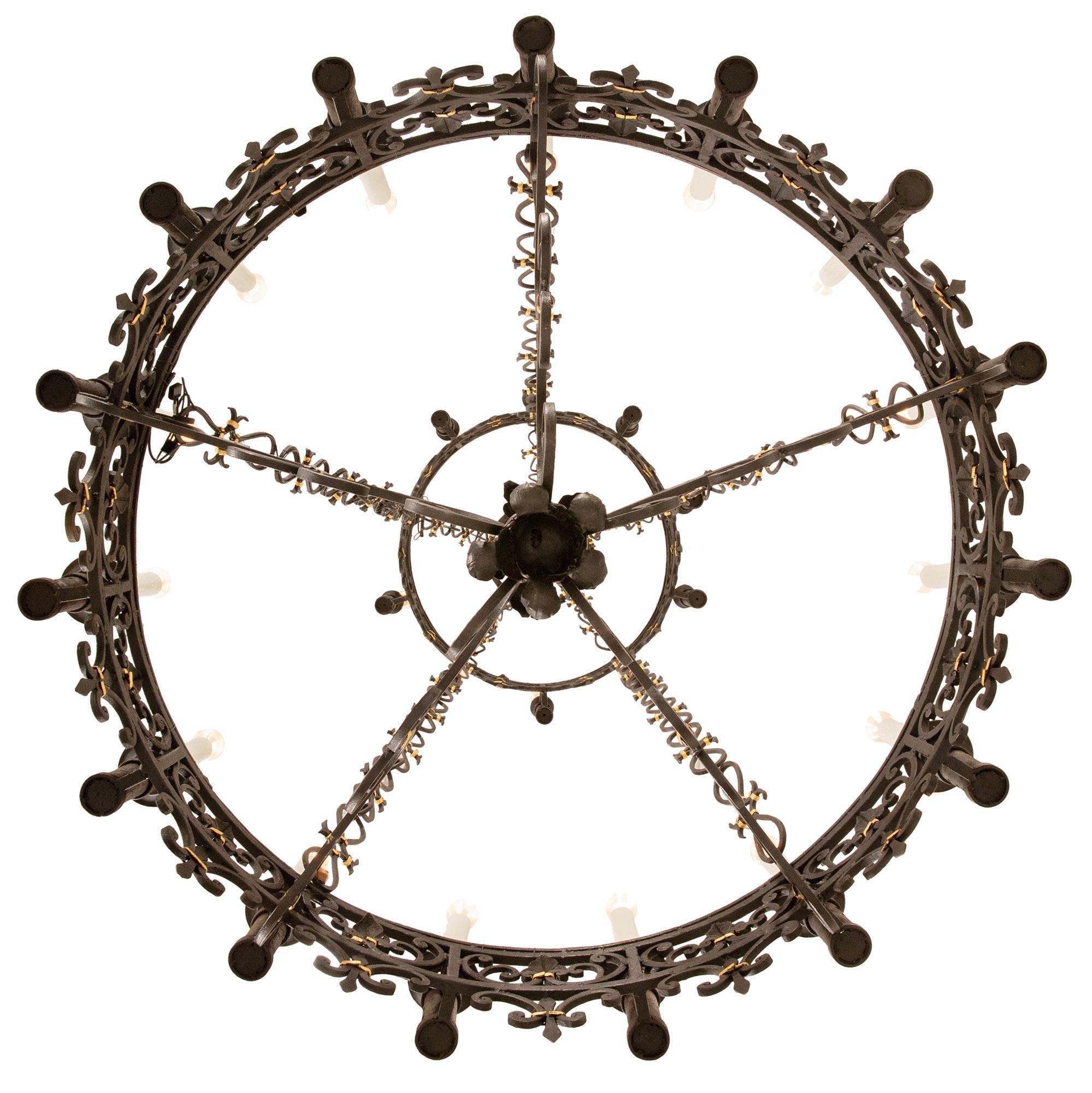French 19th century Renaissance st. Gilt and Wrought Iron chandelier For Sale 4