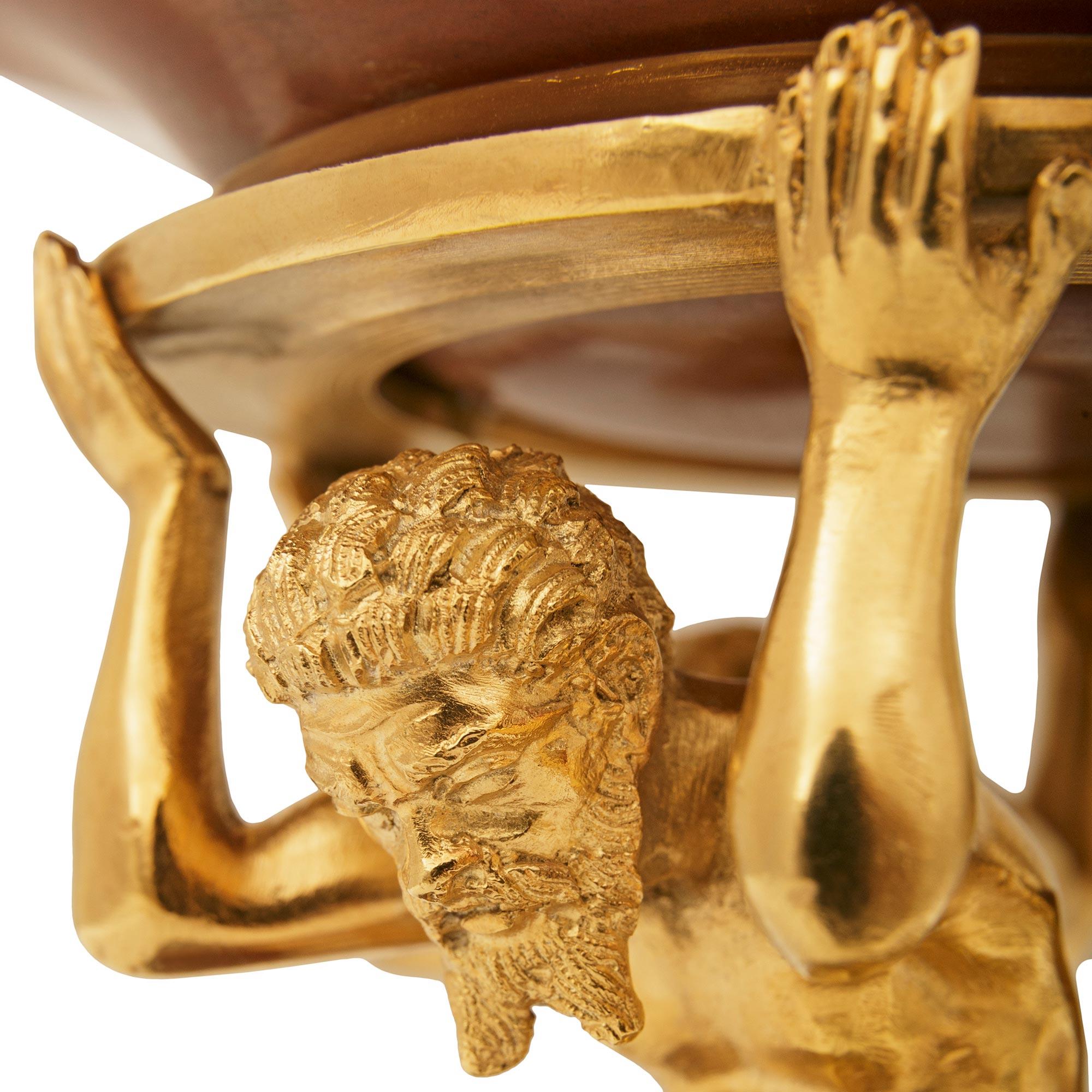 Französisch 19. Jahrhundert Renaissance st. Marmor und Ormolu Mittelstück im Angebot 1