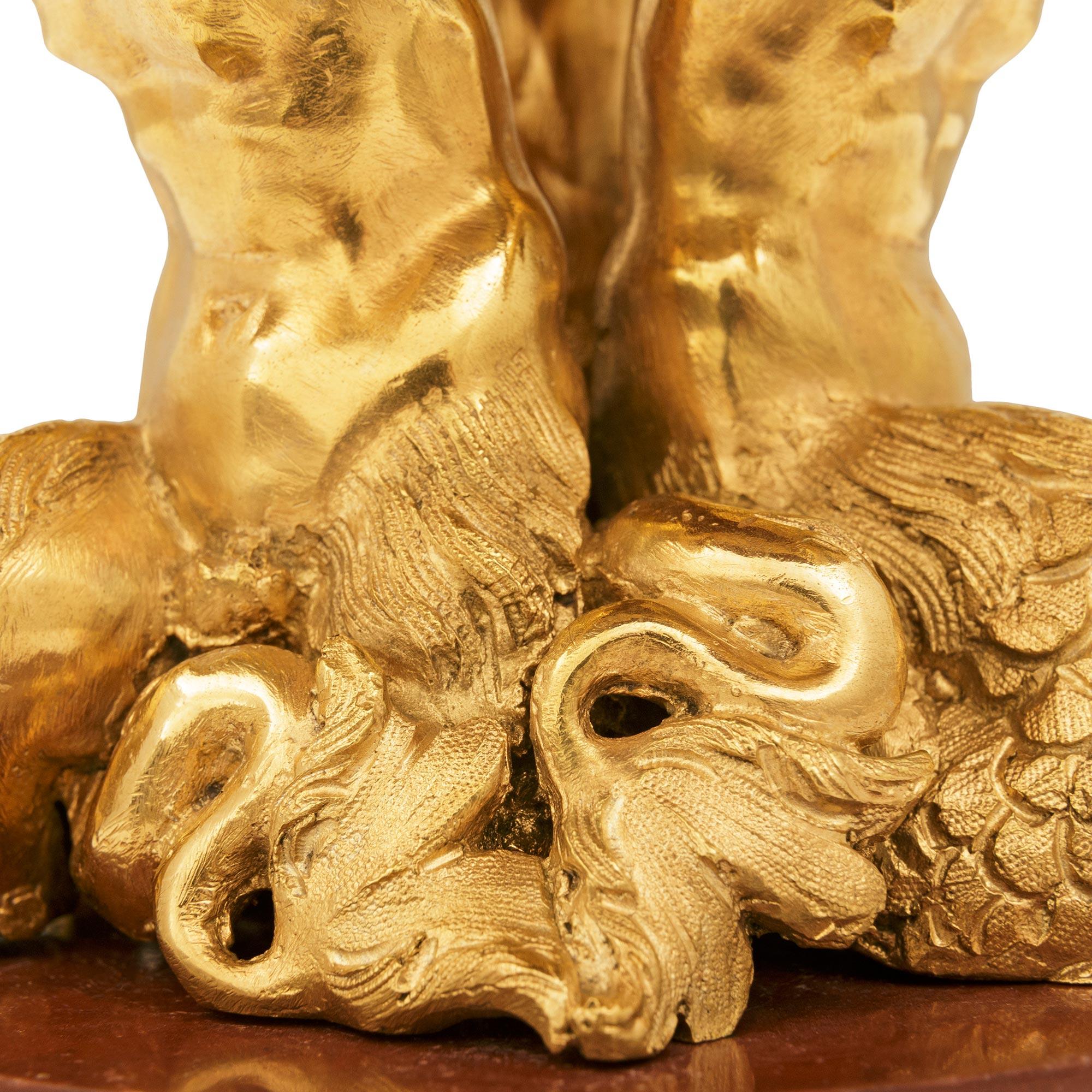 Französisch 19. Jahrhundert Renaissance st. Marmor und Ormolu Mittelstück im Angebot 2