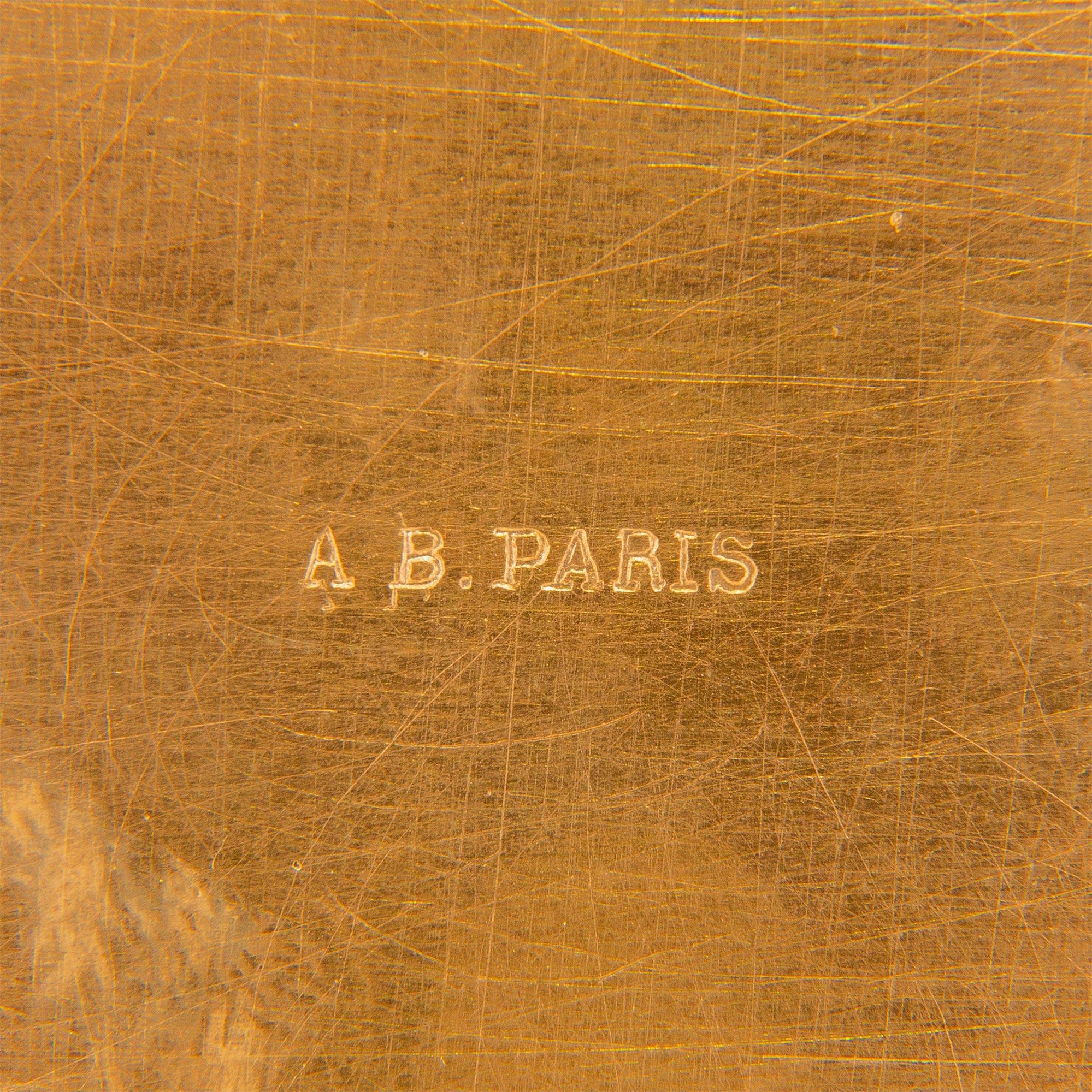 Boîte à bijoux française de la Renaissance du 19ème siècle en bronze doré, signée A.B. Paris en vente 5