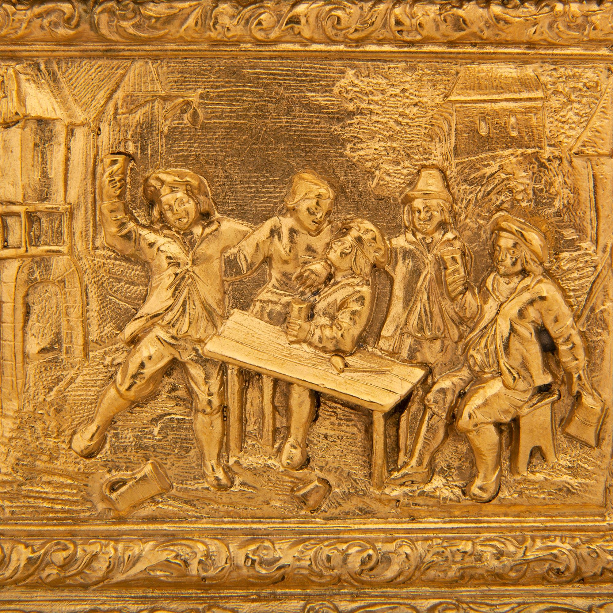 Boîte à bijoux française de la Renaissance du 19ème siècle en bronze doré, signée A.B. Paris en vente 1
