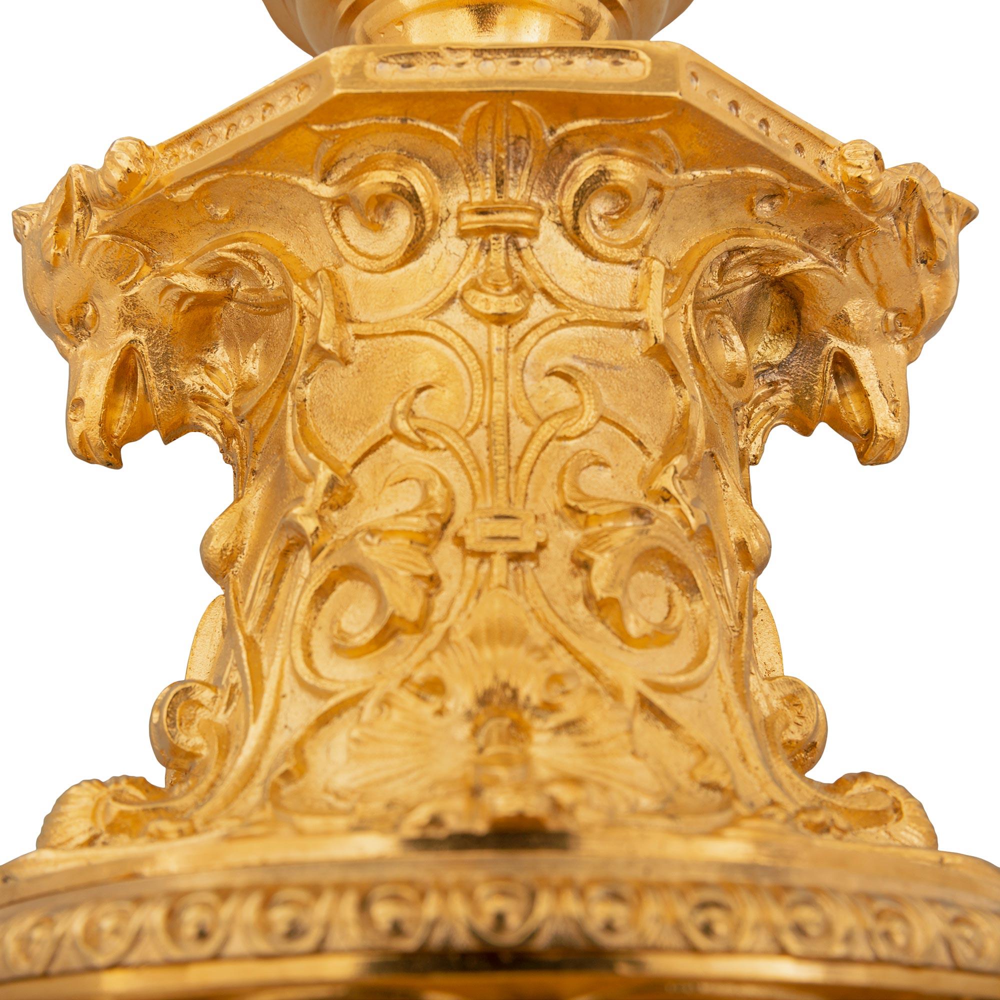 Lampe française de style Renaissance du XIXe siècle en bronze doré Bon état - En vente à West Palm Beach, FL