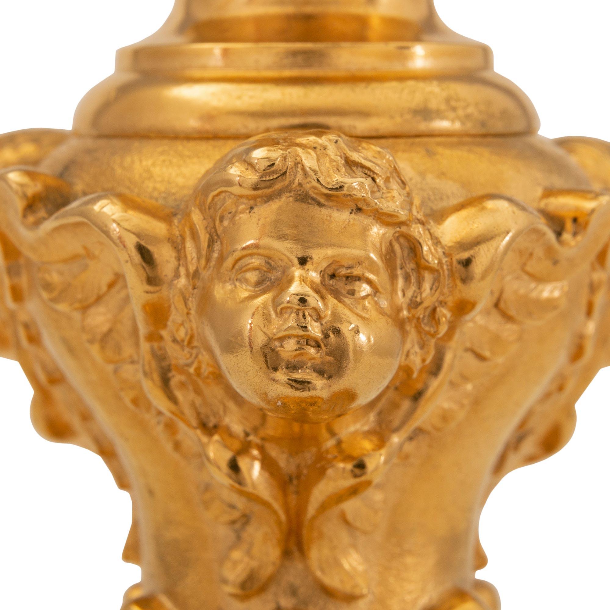 French 19th Century Renaissance St. Ormolu Lamp For Sale 3