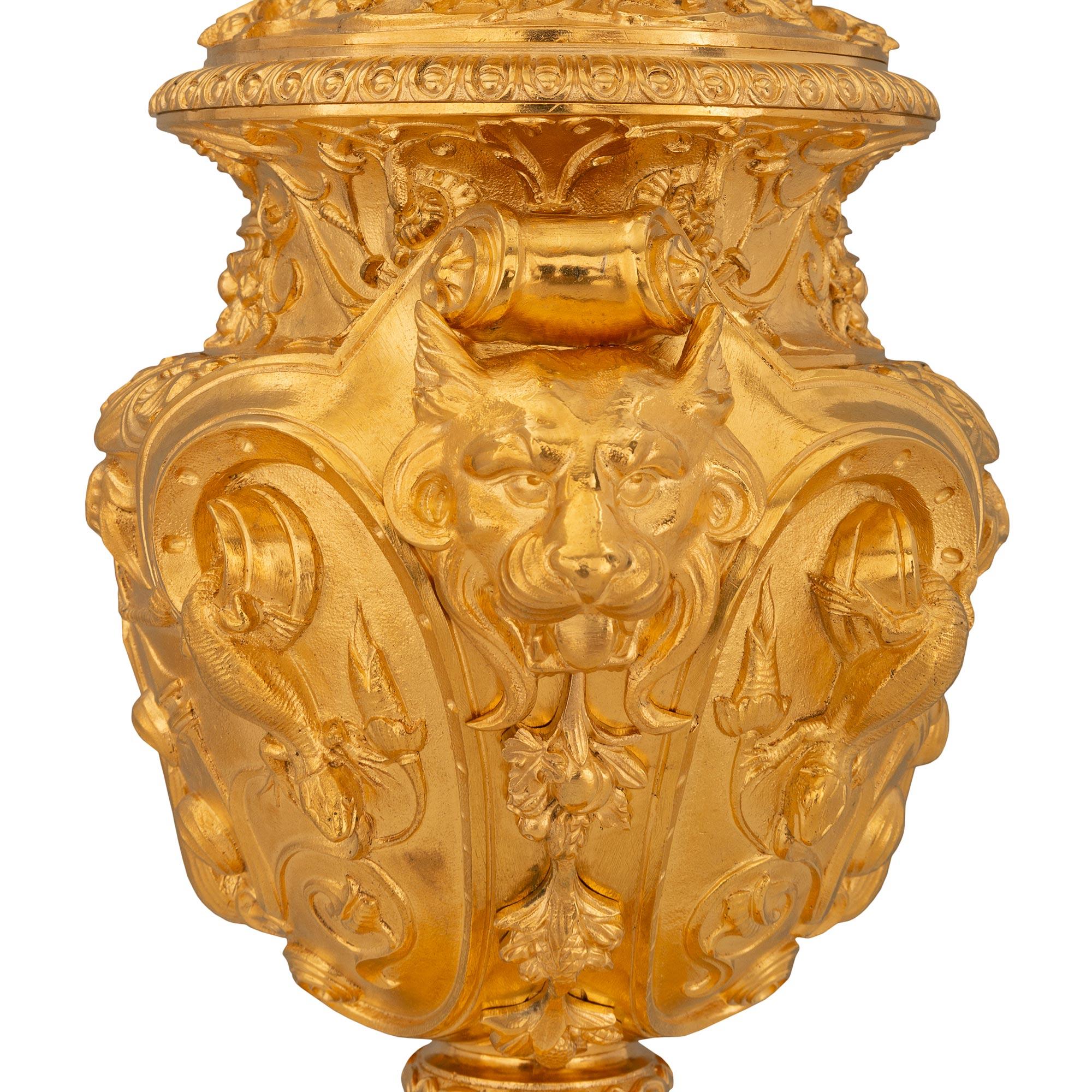 Lampe française de style Renaissance du XIXe siècle en bronze doré en vente 1