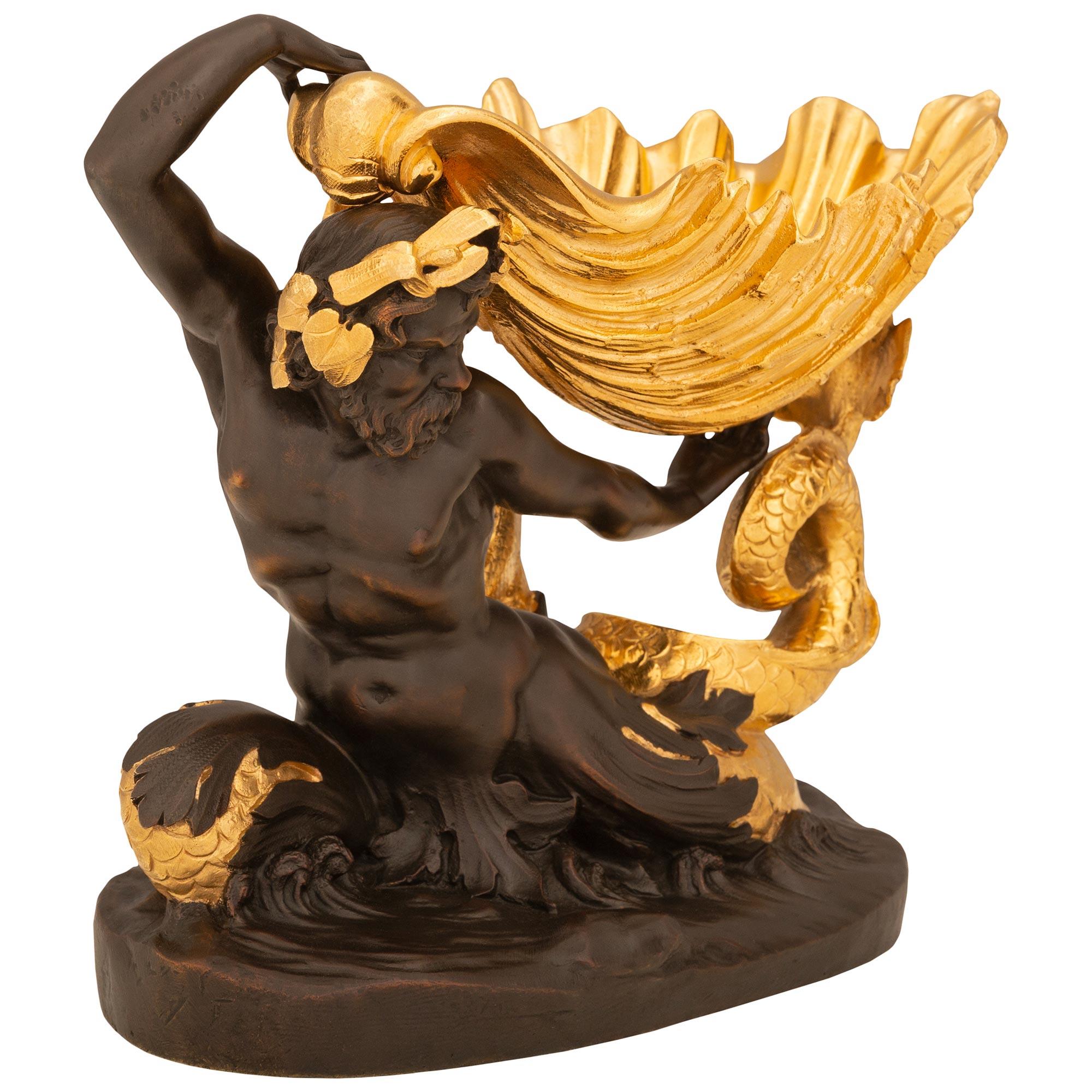 French 19th Century Renaissance St. Patinated Bronze And Ormolu Centerpiece Urn In Good Condition For Sale In West Palm Beach, FL