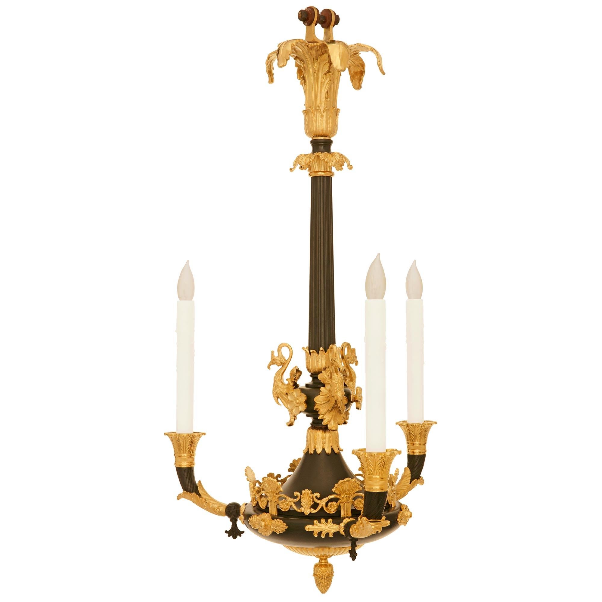 Rinascimento Lampadario rinascimentale francese del XIX secolo in bronzo patinato e Ormolu in vendita
