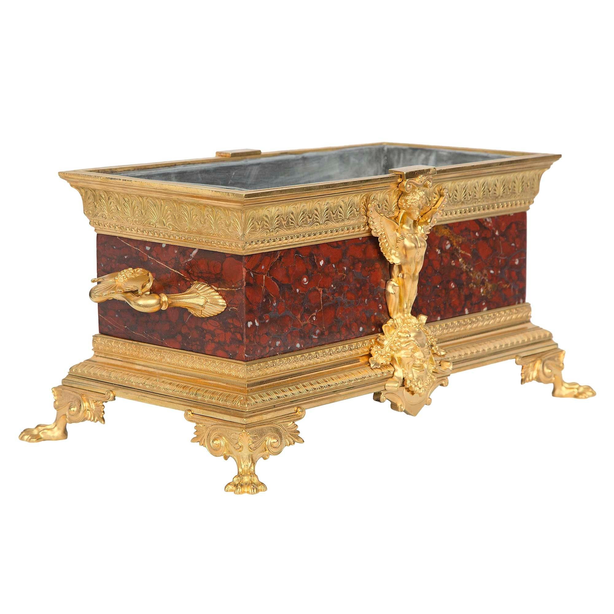 French 19th Century Renaissance St. Rouge Griotte Marble and Ormolu Planter For Sale 1
