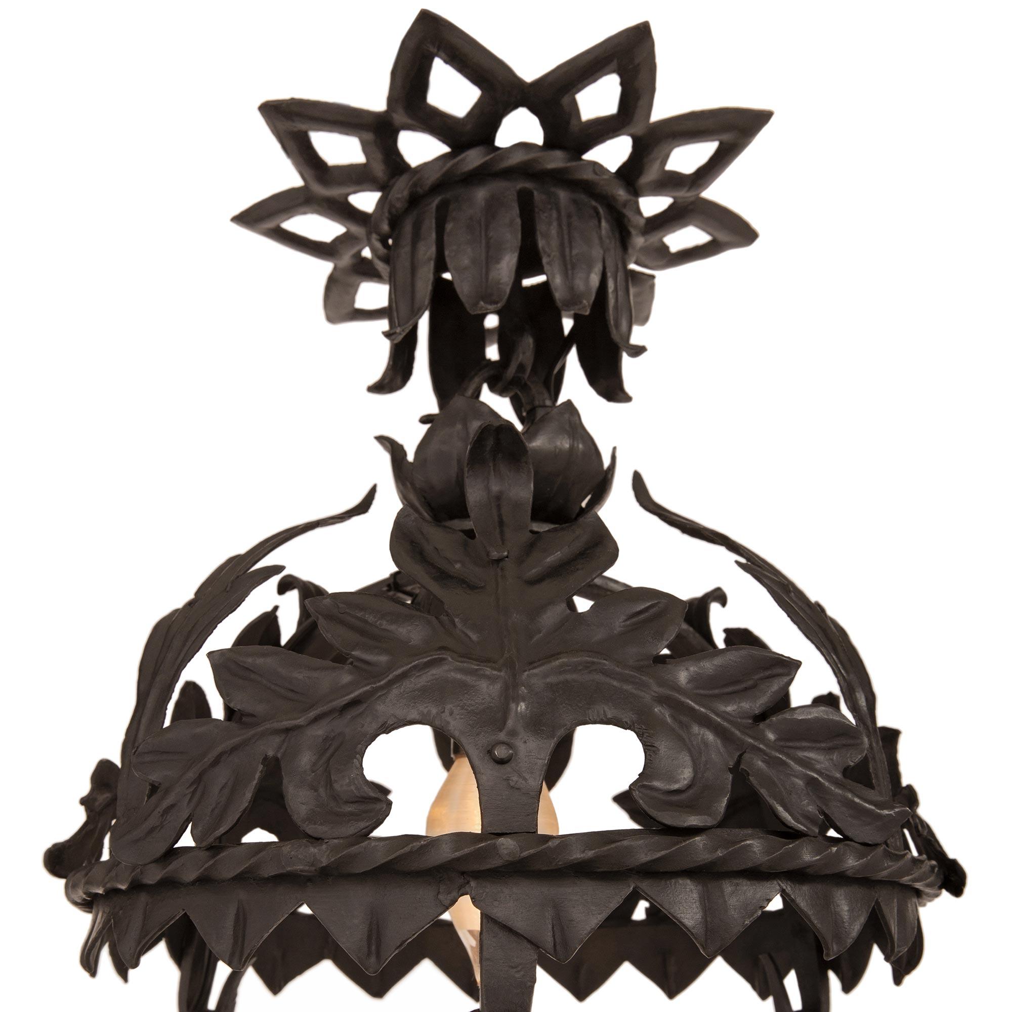 French 19th Century Renaissance St. Wrought Iron Chandelier In Good Condition For Sale In West Palm Beach, FL