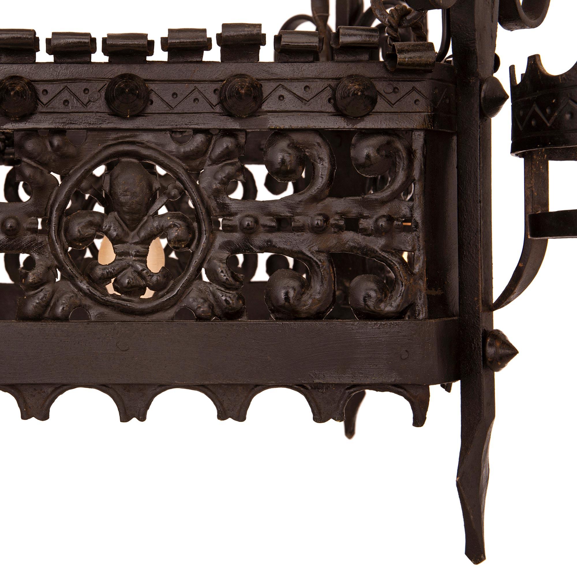 French, 19th Century, Renaissance St. Wrought Iron Chandelier For Sale 3