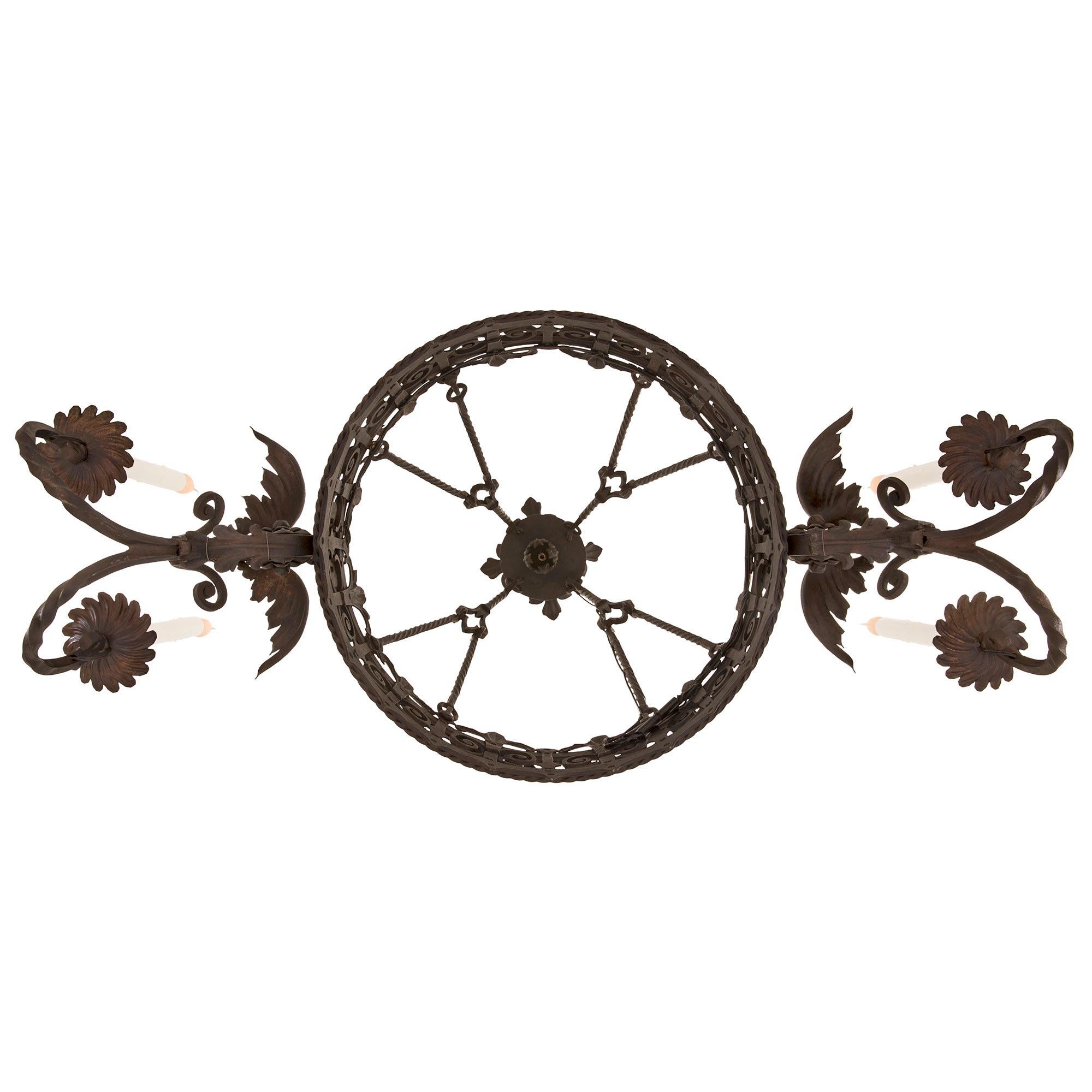 French 19th Century Renaissance St. Wrought Iron Chandelier For Sale 6