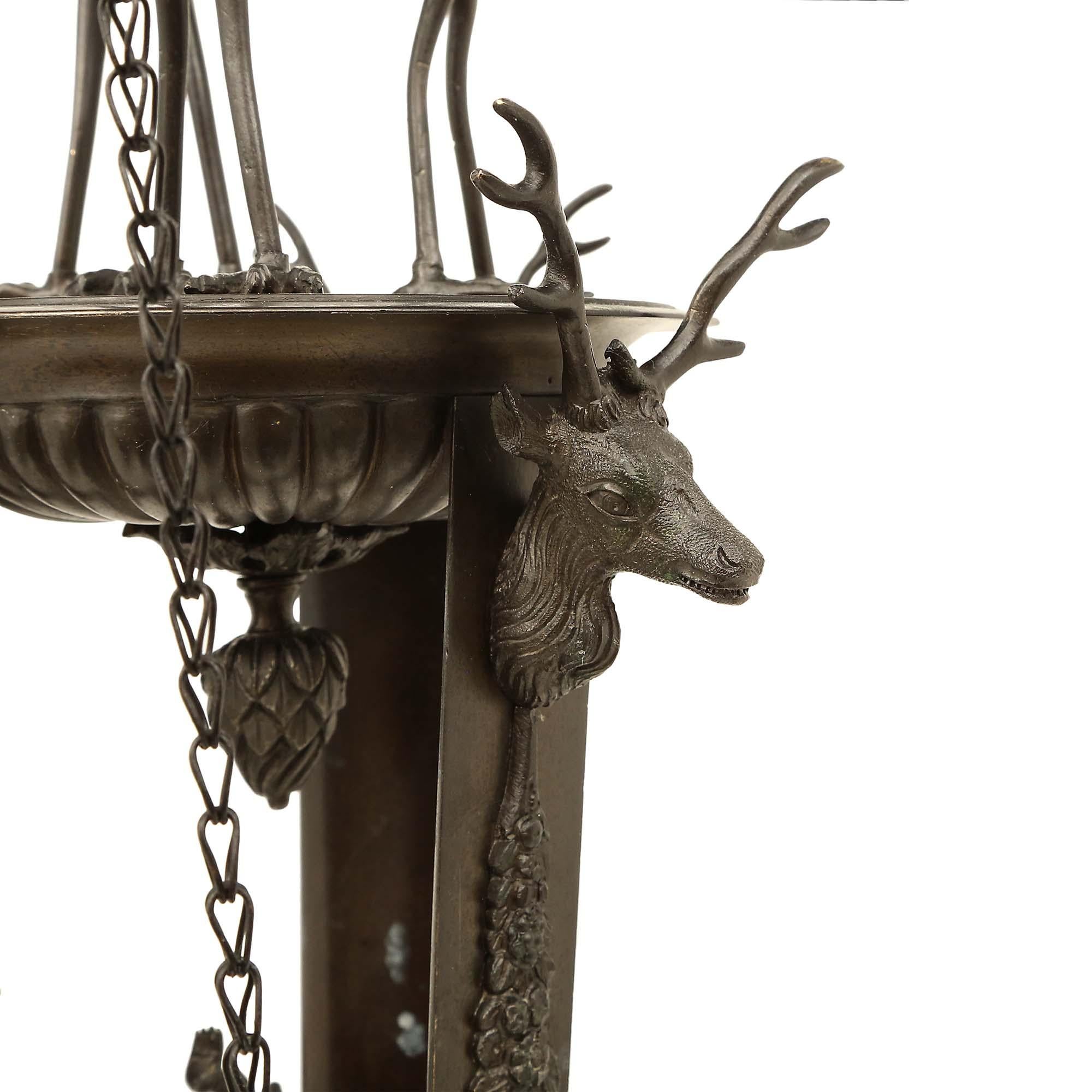 Öllampen aus patinierter Bronze im Renaissance-Stil des 19. Jahrhunderts auf Ständer, Frankreich im Angebot 4