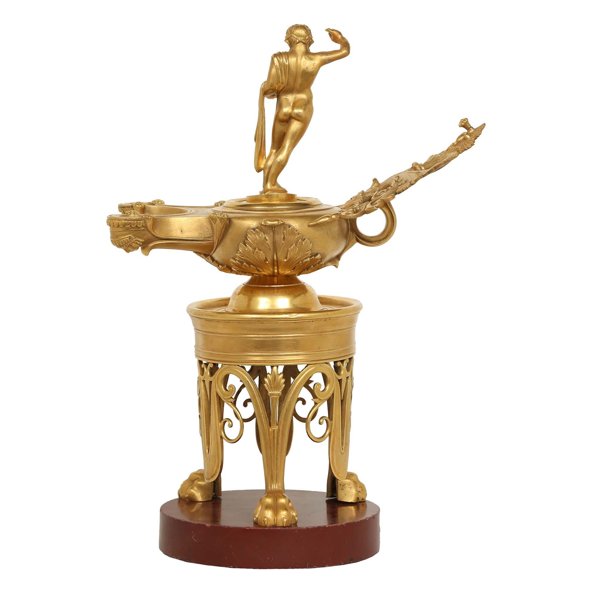 Lanterne à huile à trois pièces en bronze doré de style Renaissance du XIXe siècle français Bon état - En vente à West Palm Beach, FL