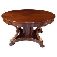 Table de salle à manger de restauration française du 19ème siècle avec montures en bronze d'or