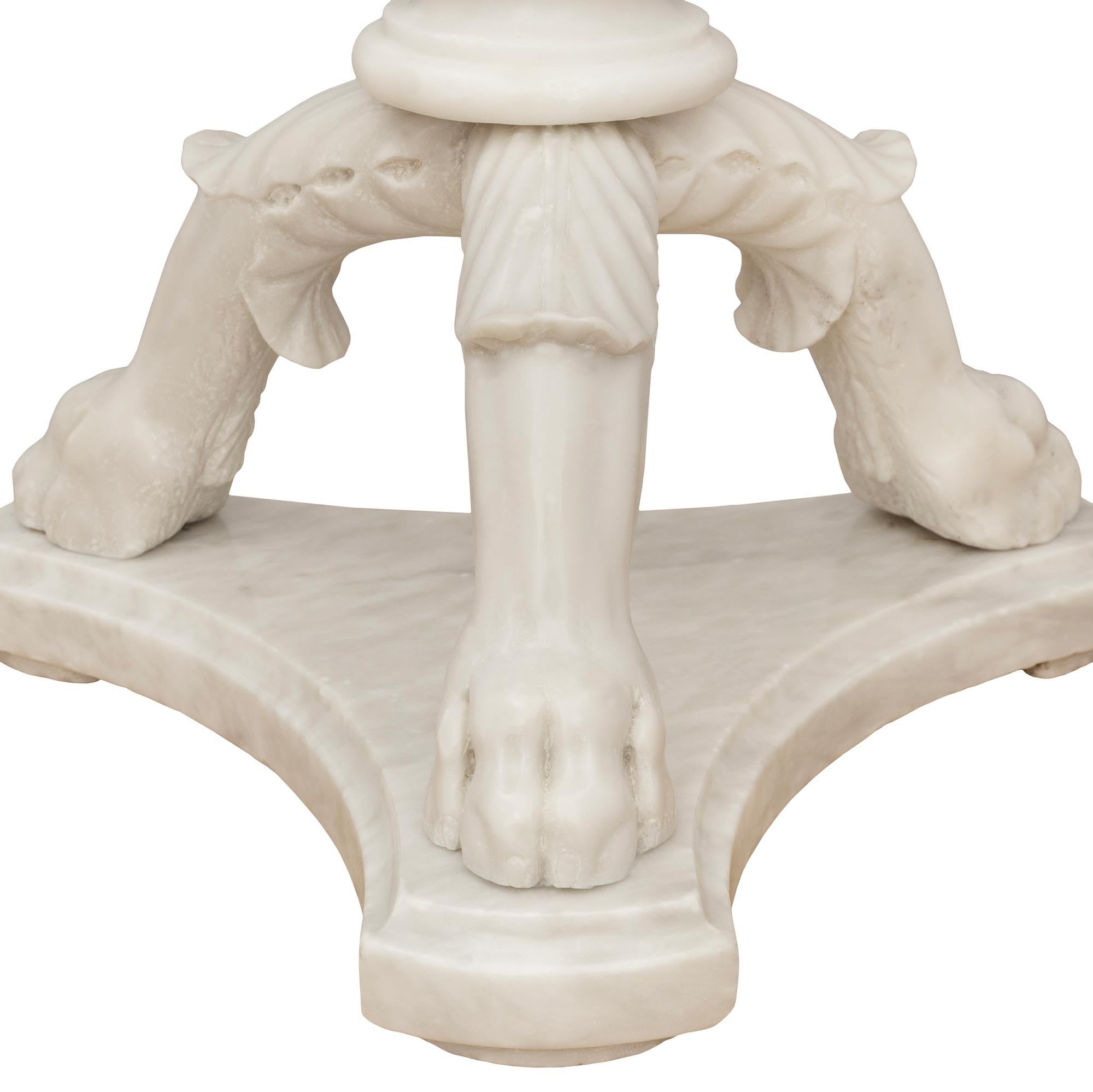 French 19th century Restauration Period white Carrara marble side table For Sale 2