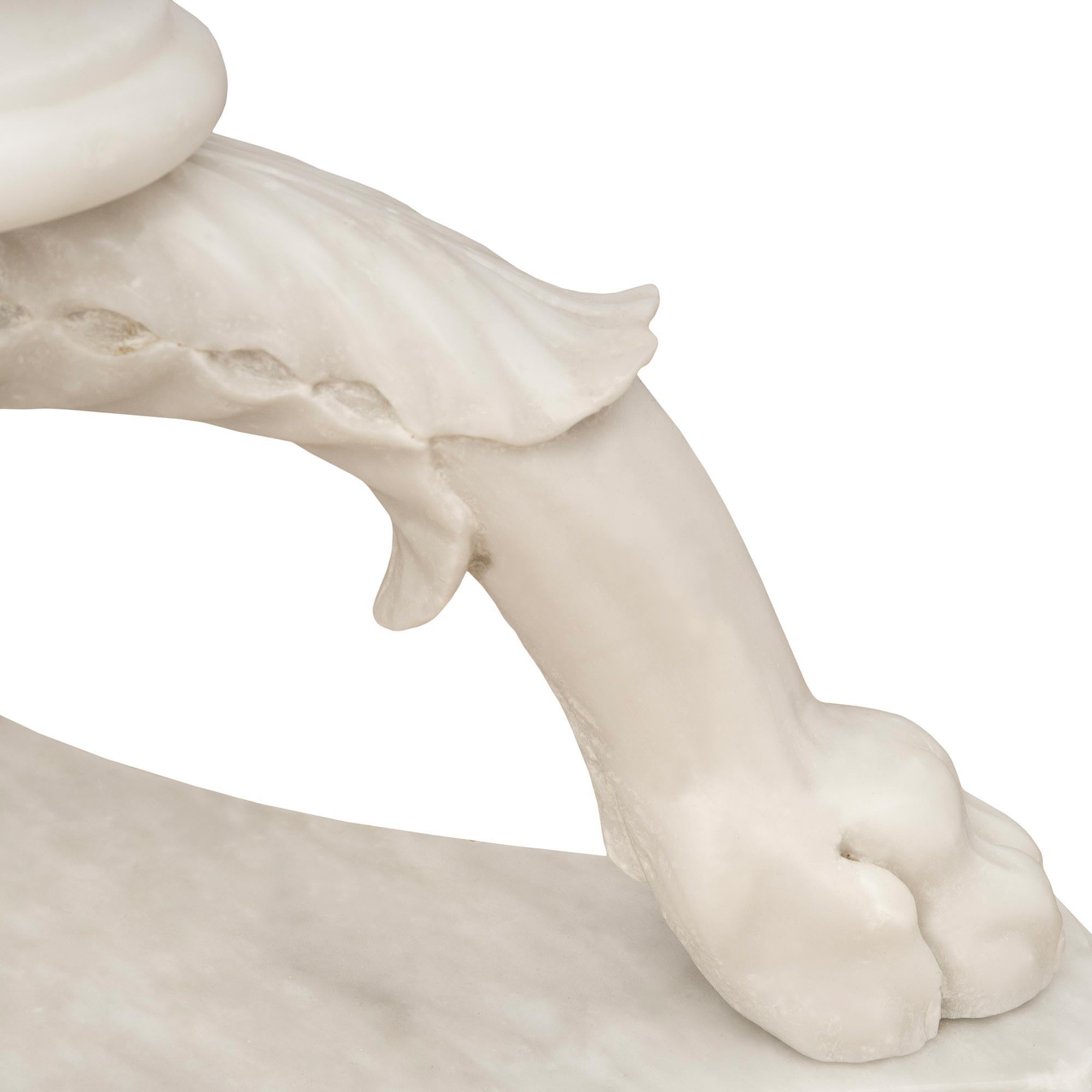 French 19th century Restauration Period white Carrara marble side table For Sale 3