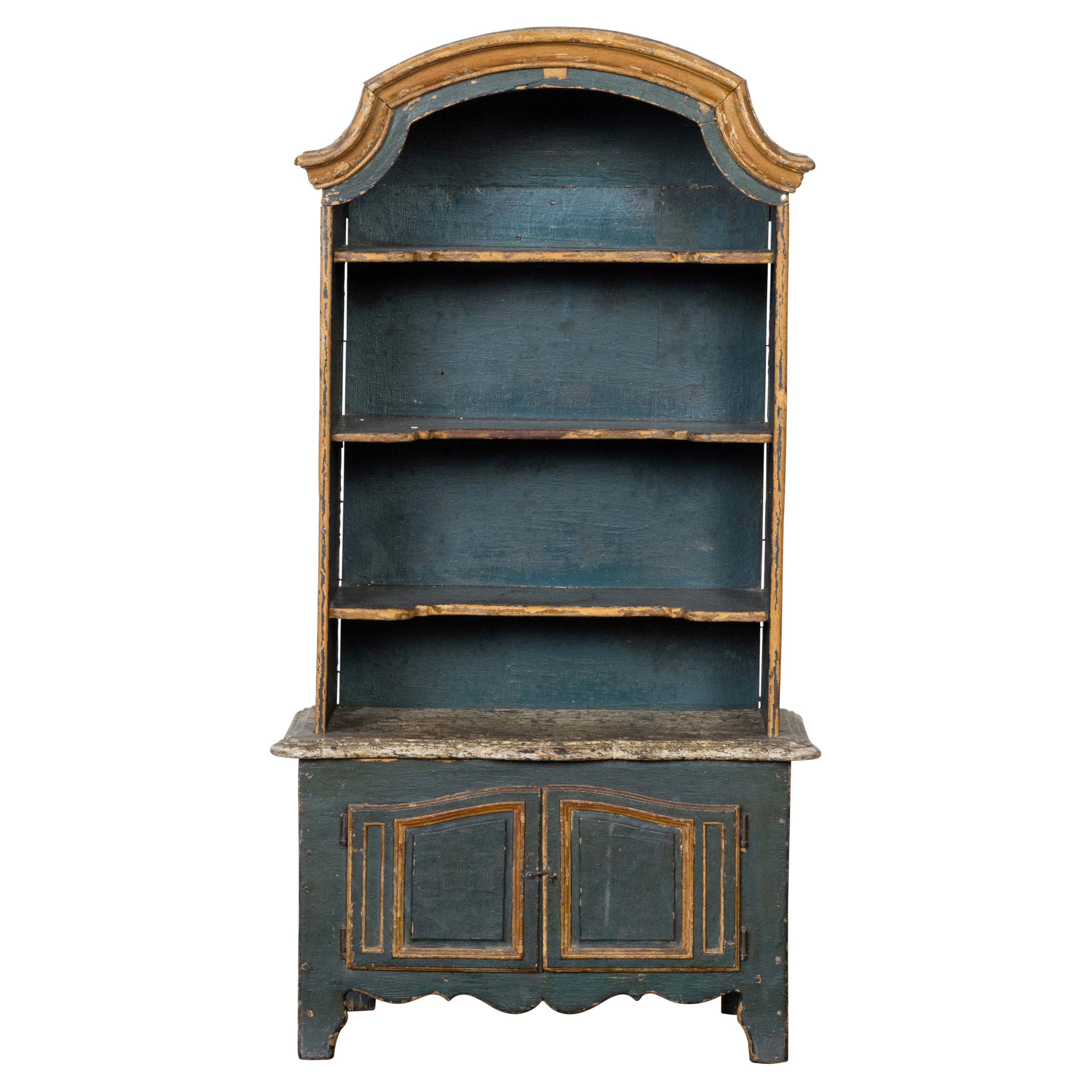 Meuble de rangement miniature de style rococo français du 19ème siècle peint avec dessus arqué