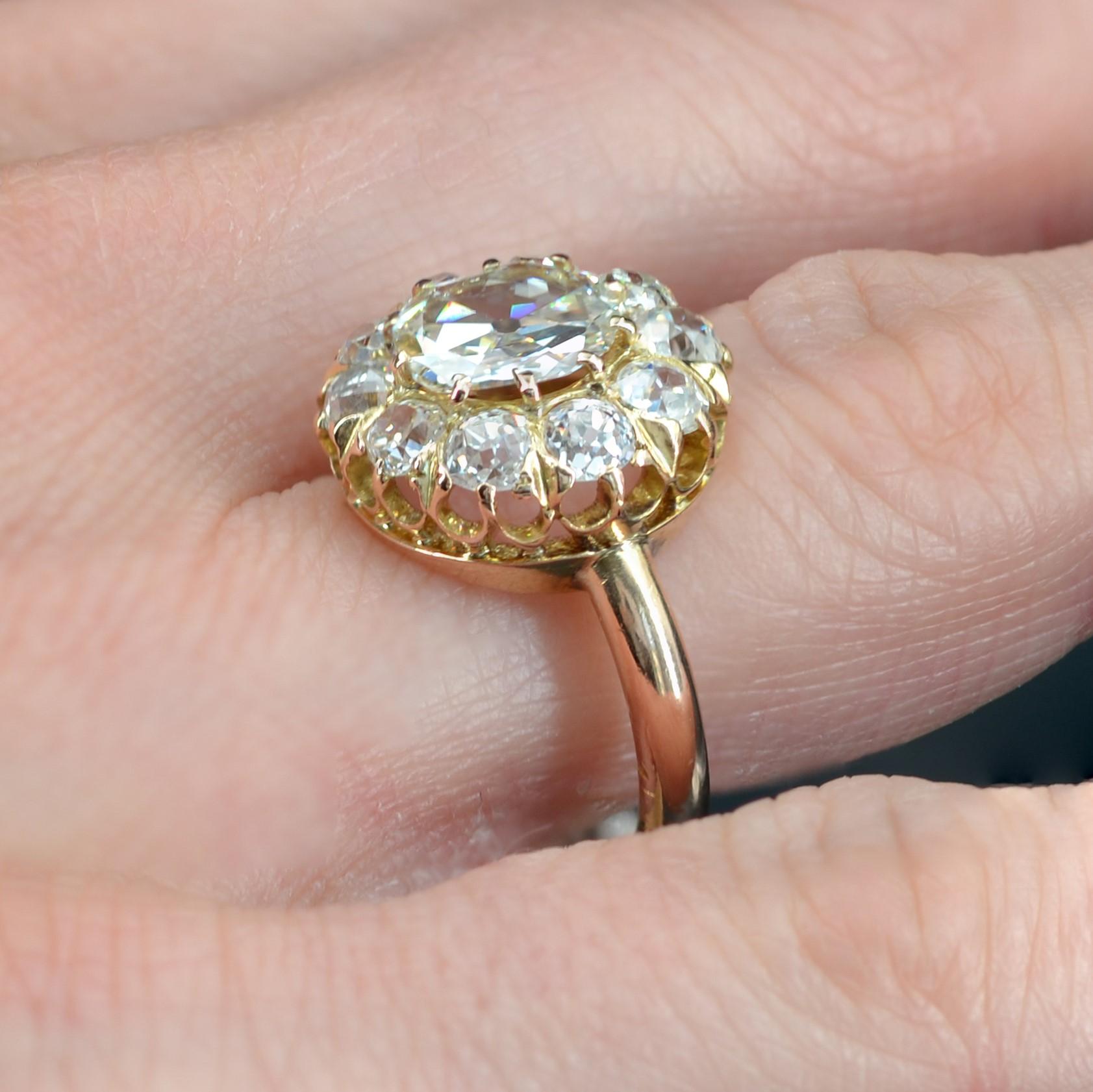 French 19th Century Rose- Cut Diamond 18 Karat Rose Gold Daisy Ring For Sale 6