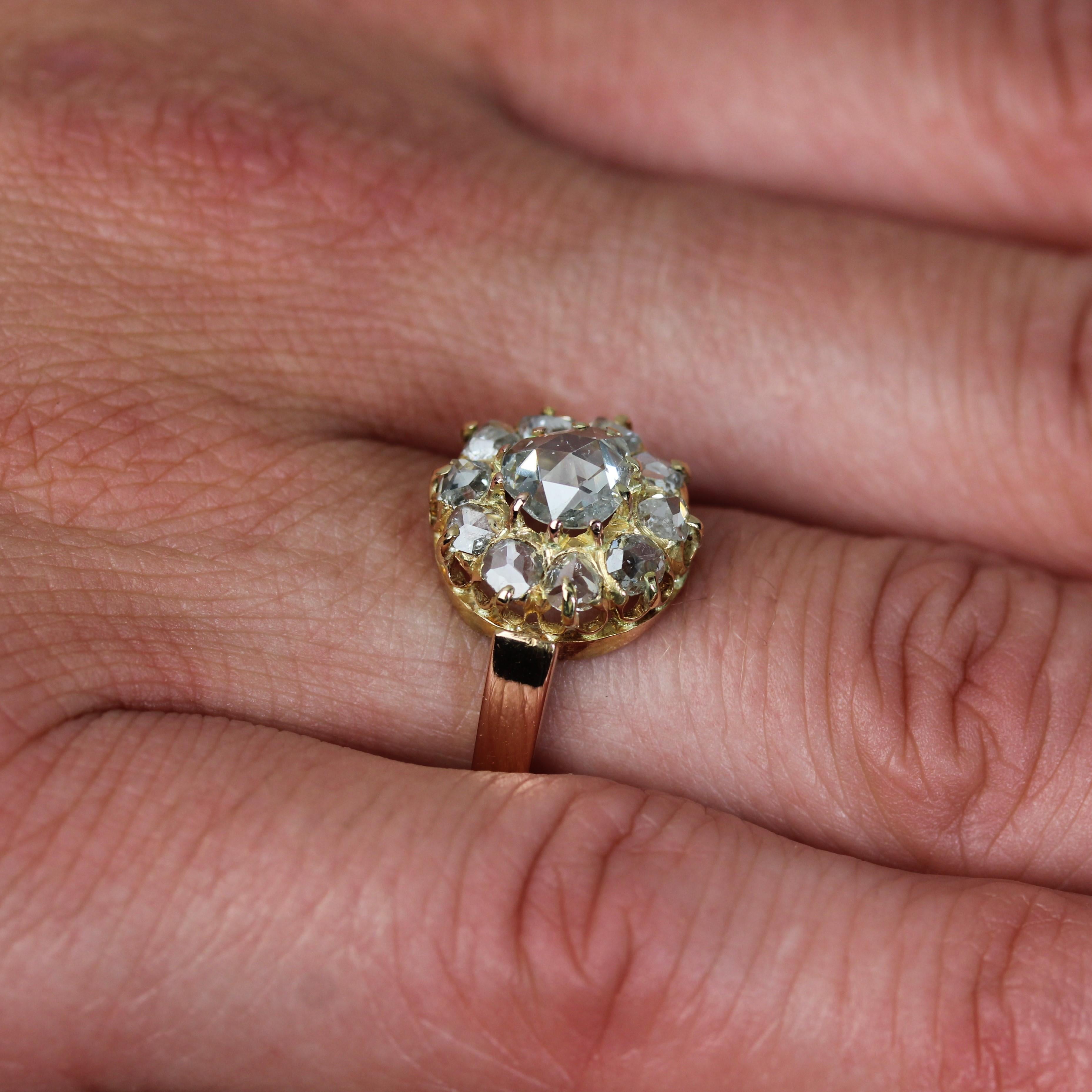 French 19th Century Rose- Cut Diamond 18 Karat Rose Gold Daisy Ring For Sale 11