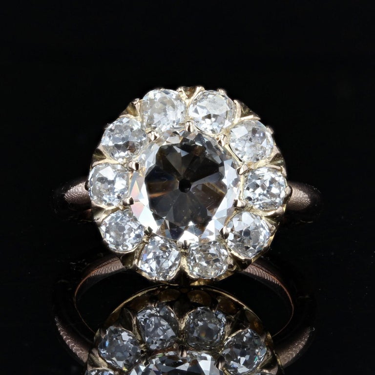 French 19th Century Rose- Cut Diamond 18 Karat Rose Gold Daisy Ring In Good Condition For Sale In Poitiers, FR