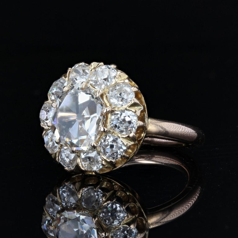 French 19th Century Rose- Cut Diamond 18 Karat Rose Gold Daisy Ring For Sale 2