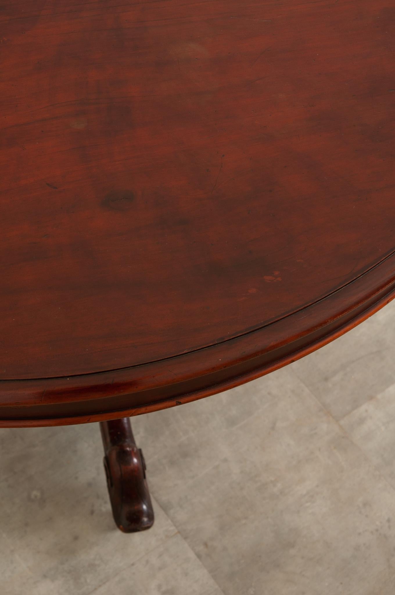 French 19th Century Round Mahogany Pedestal Table 8